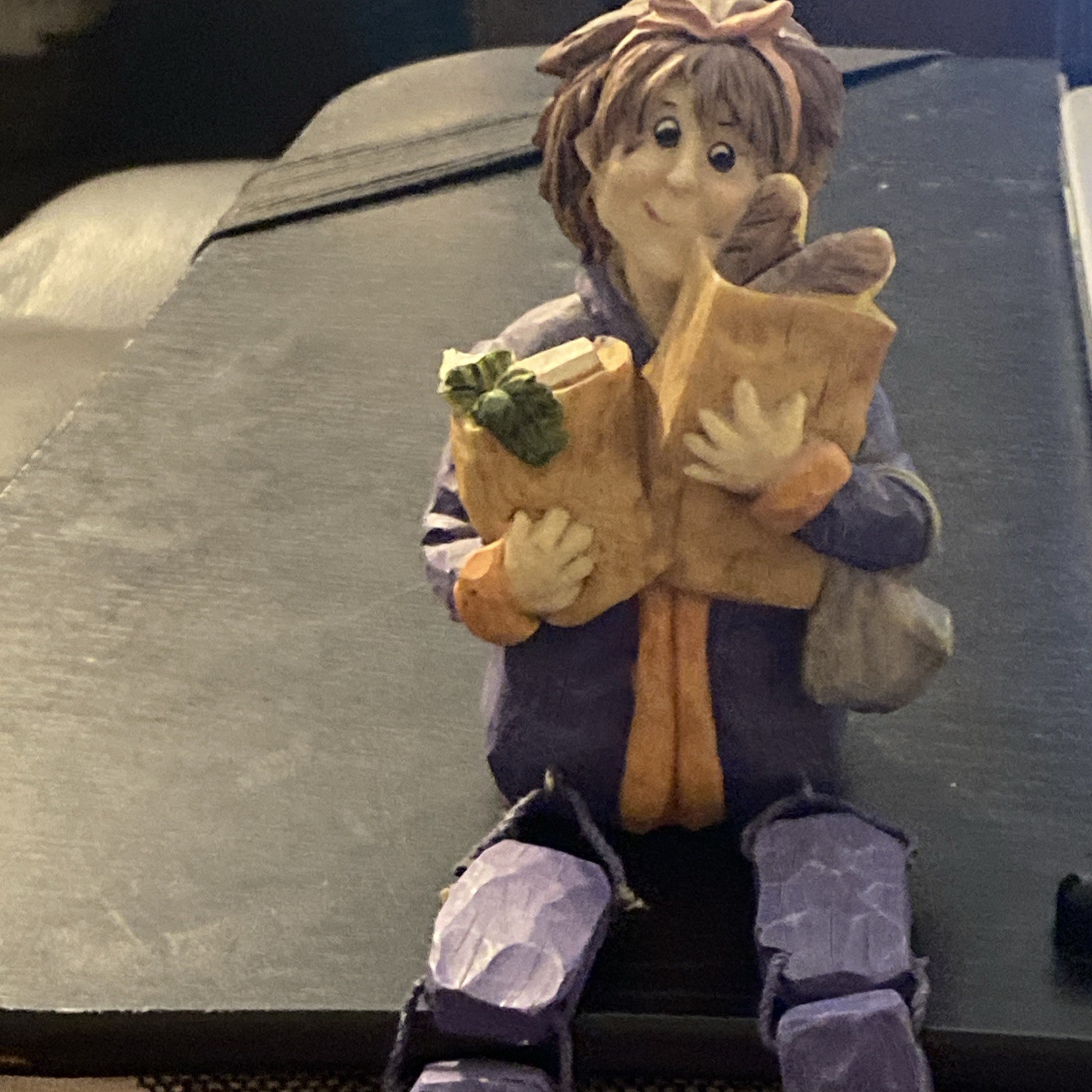 GROCERY SHOPPING LADY Woman Shelf Sitter Purple