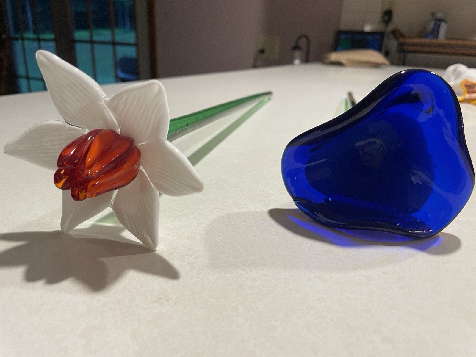 Vintage Set Of 2 Art Glass Flowers with Long Stems Each 20” Long