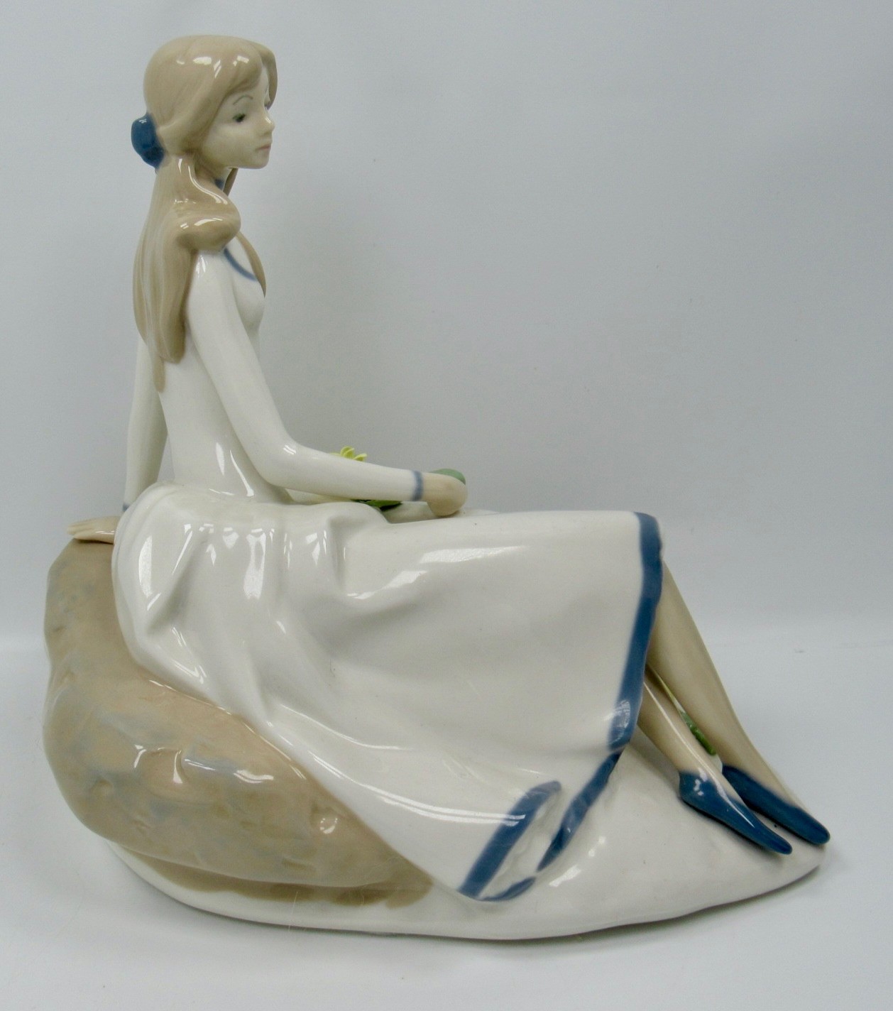Teresa The Tulip Maiden Figurine Fulgencio Garcia Franklin Mint 1983 Signed COA