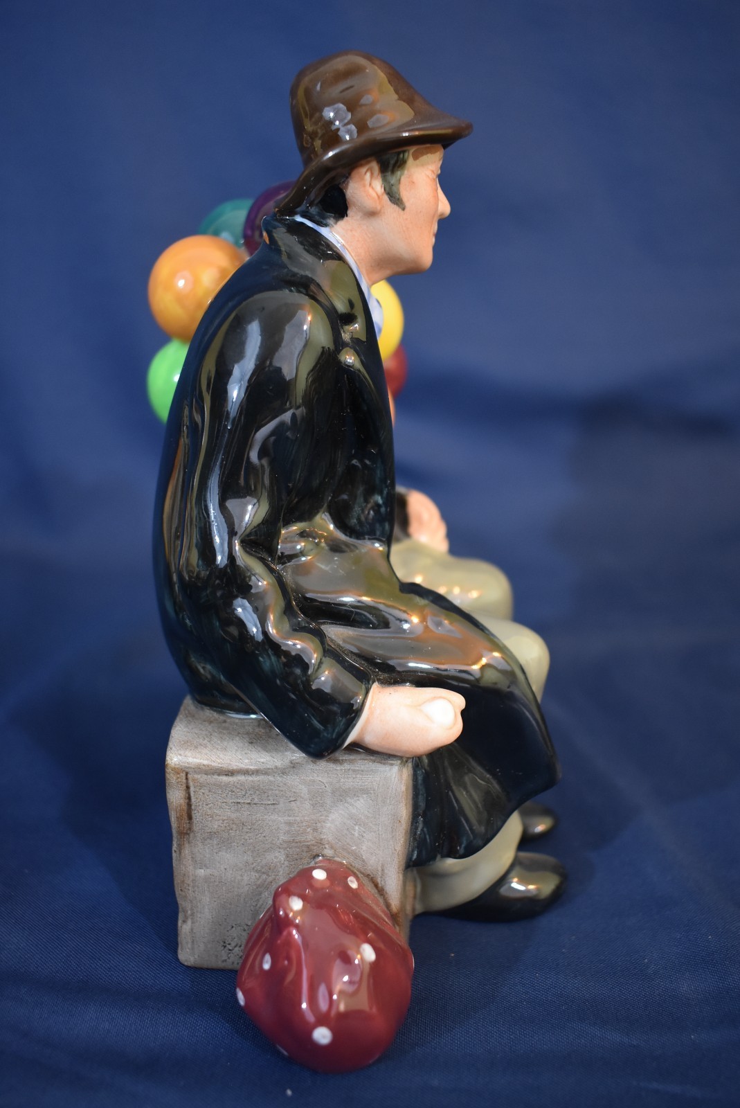 Royal Doulton The Old Balloon Seller & Balloon Man Pair HN1315 HN1954 Figurines