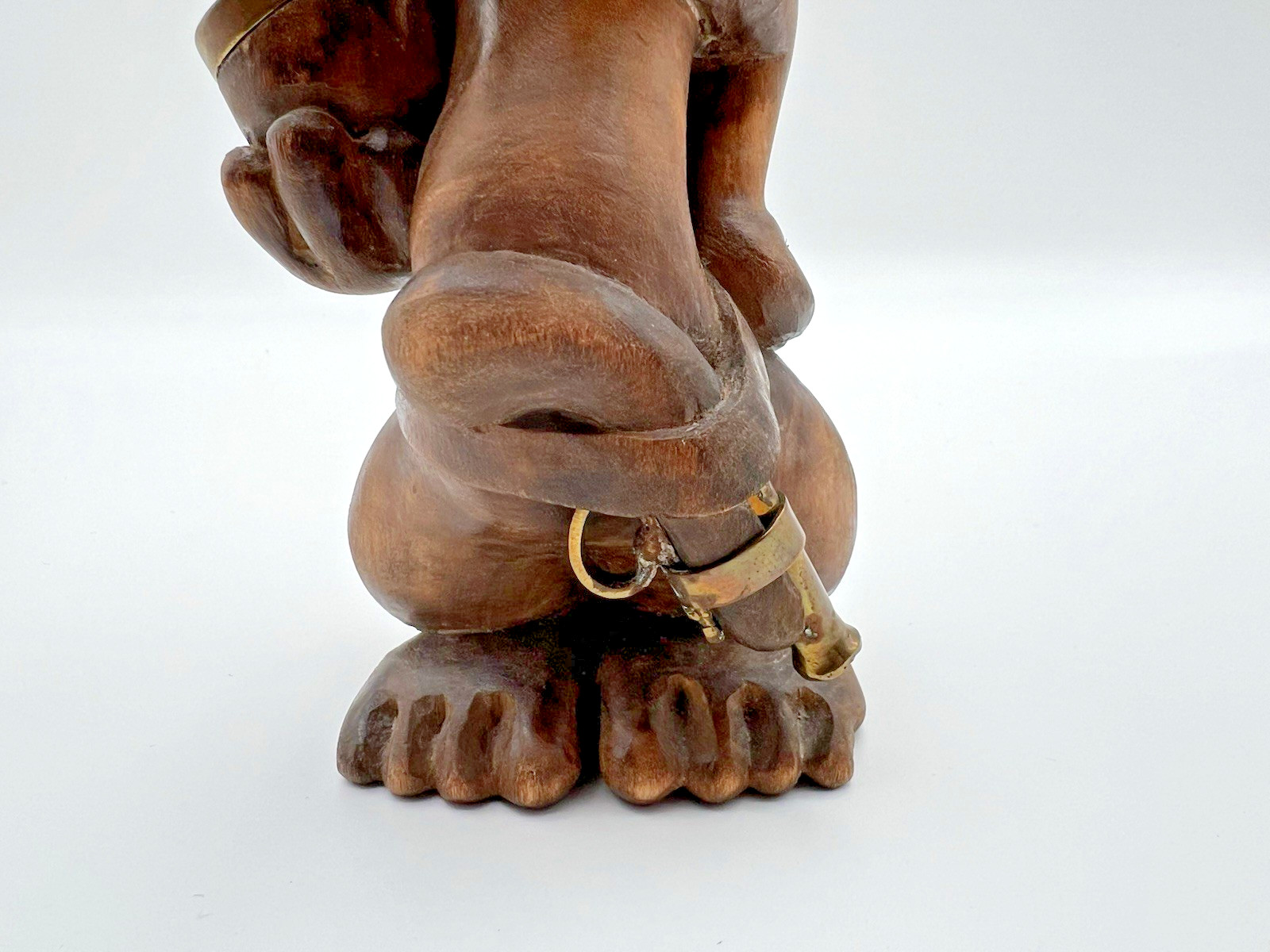 OOAK Ukrainian Hand Carved Cossack Zaporizhian Sich with pistol and pipe