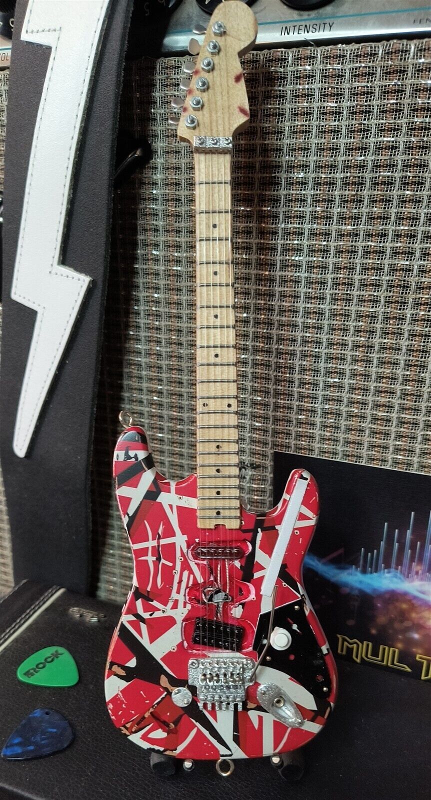 EDDIE VAN HALEN- Red/White “Frankenstein” 1:4 Scale Replica Guitar ~Licensed~