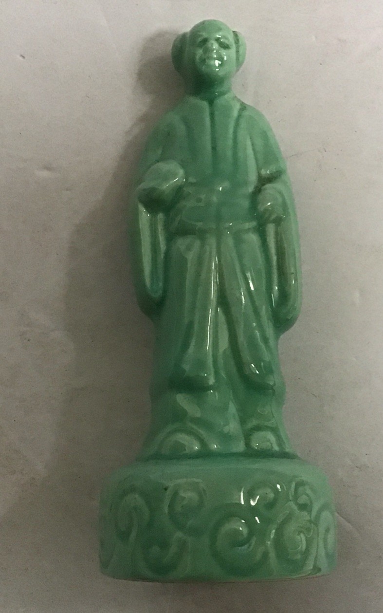 VINTAGE MID CENTURY CHINESE STYLE FIGURINE BY ROYAL HAEGER