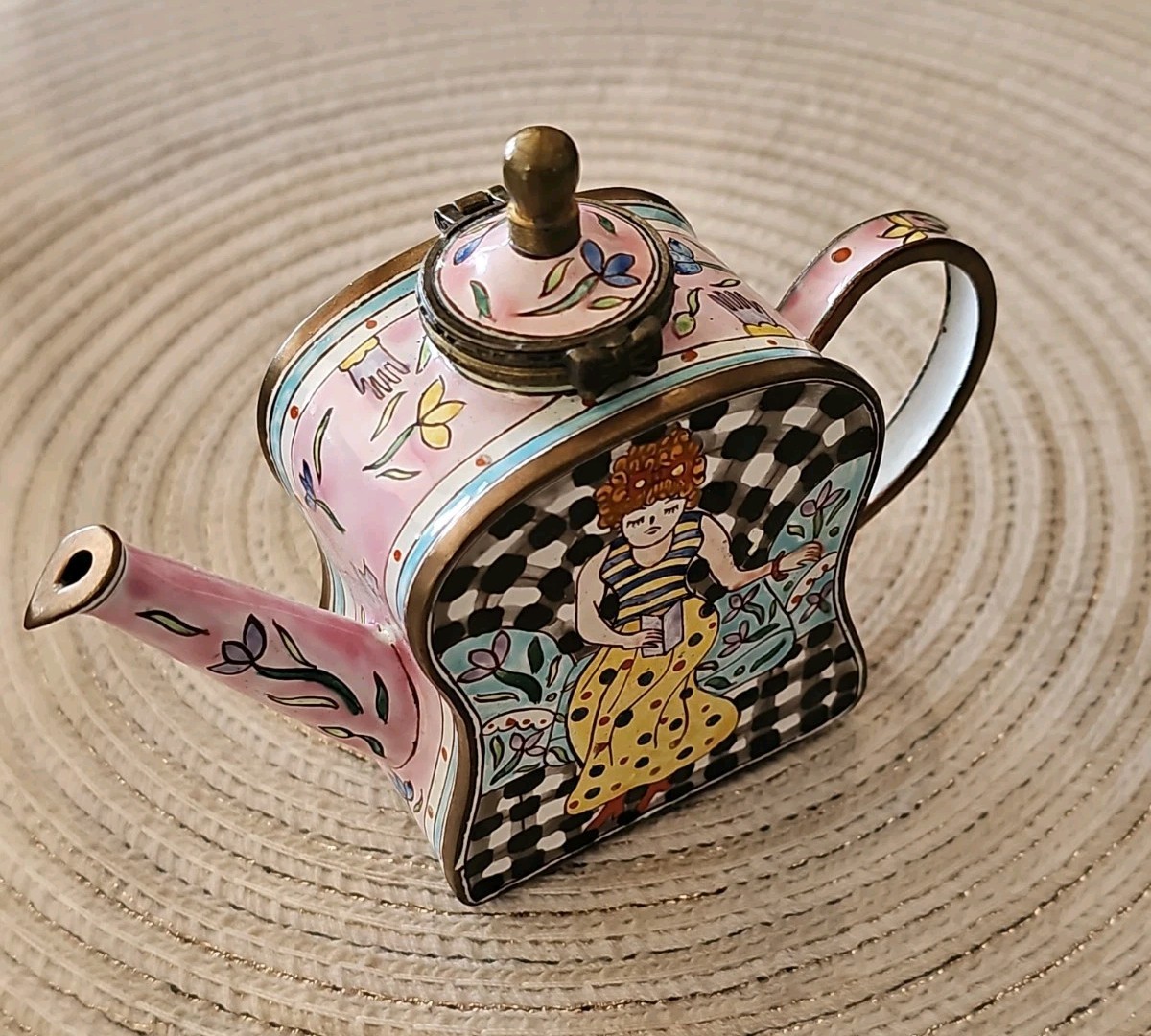 collectible vintage Kelvin Chen Teapot Chinese, miniature woman Cloisonne Enamel