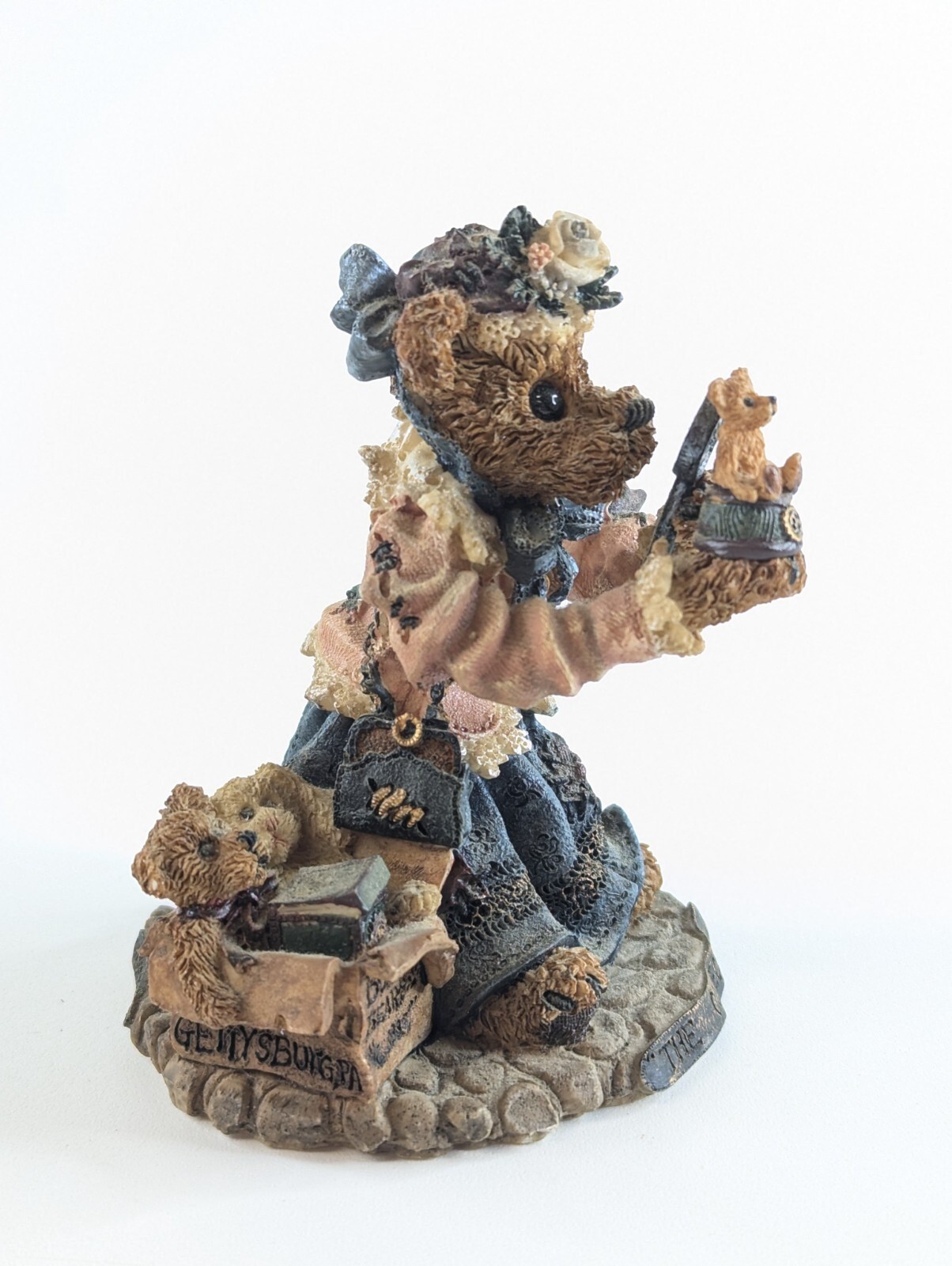 Boyds Bears THE COLLECTOR Figurine 227707 – 1997 1st Edition #96 Resin w Box
