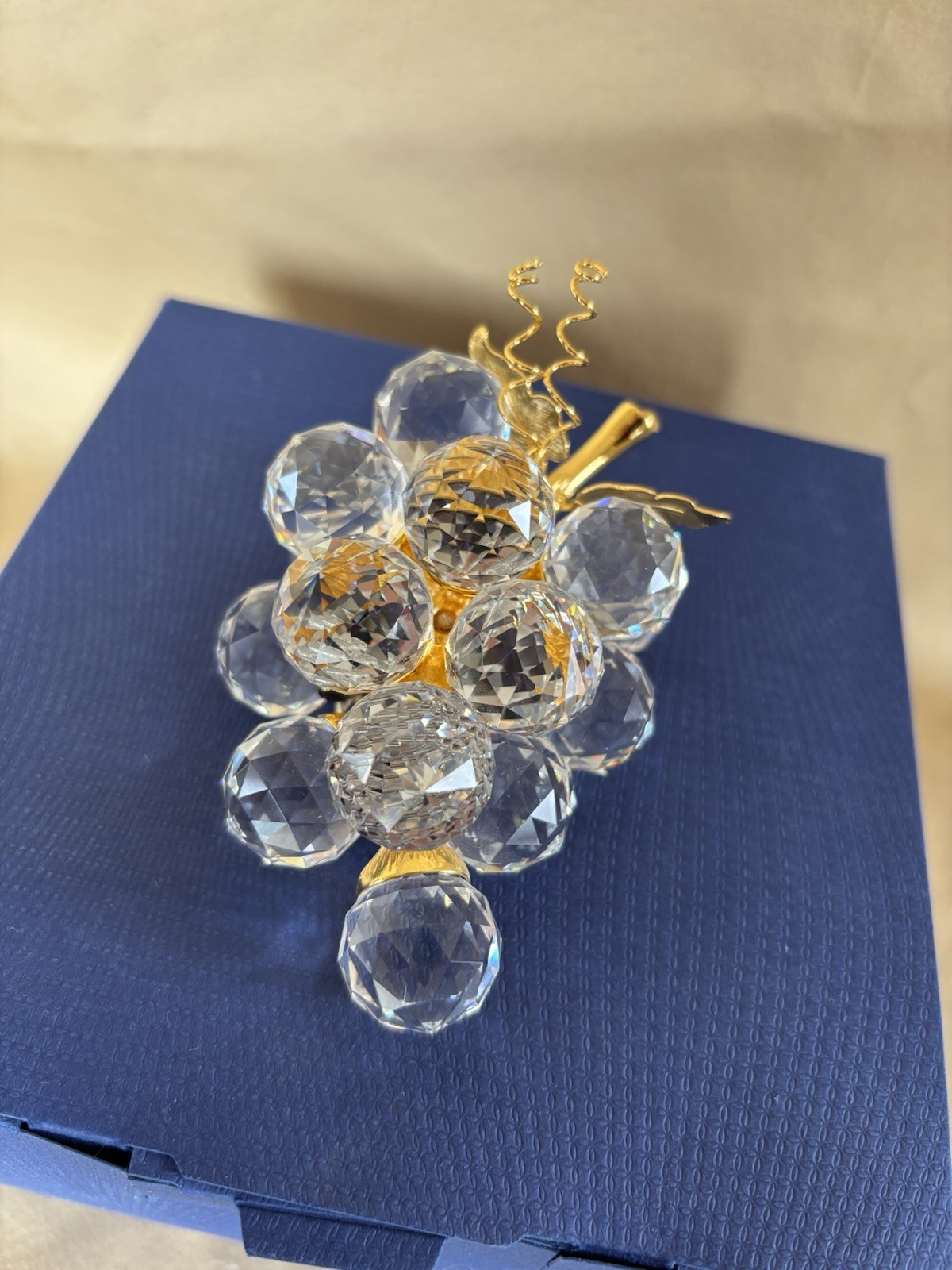 Swarovski Crystal Grape Cluster Figurine Gold Tone Vine