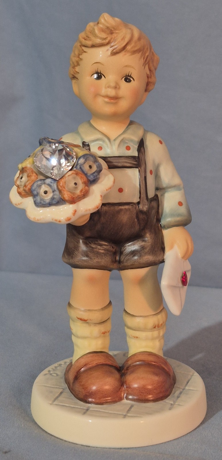 Hummel Goebel ” Little Gentle” Figure w/ Swarovski crystal, LE #0592/1999