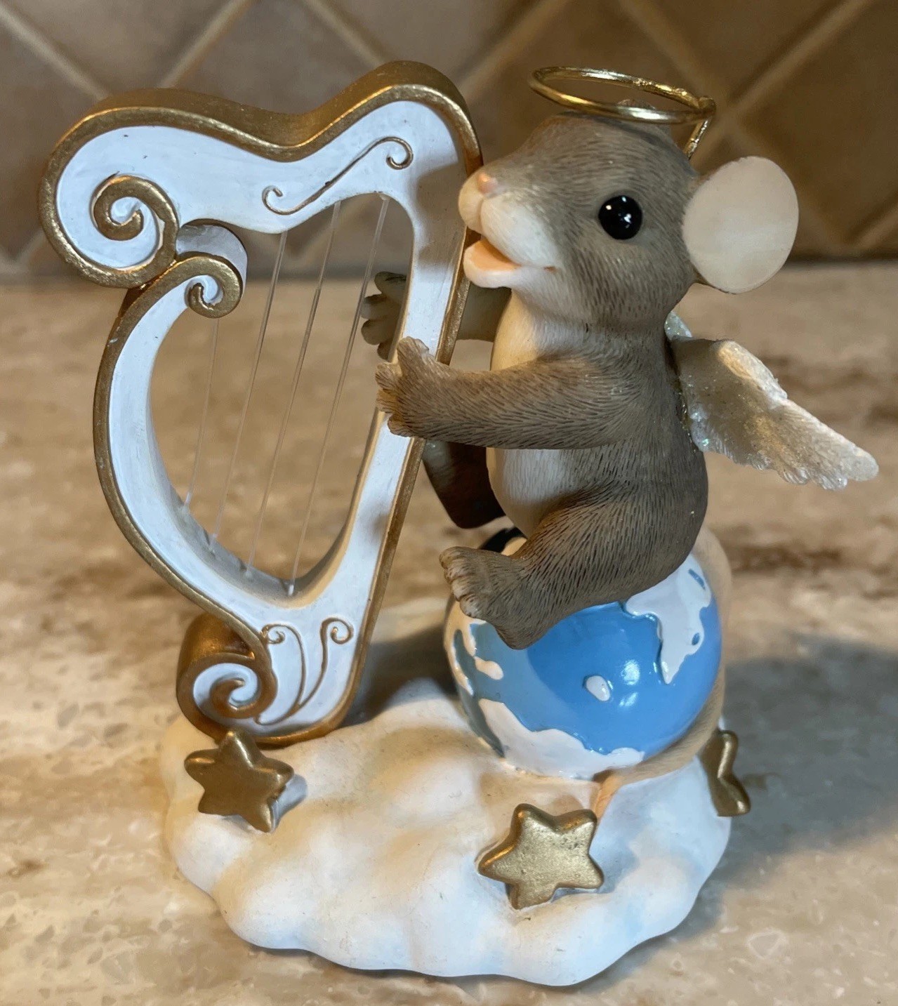 Charming Tails Fitz & Floyd “Hark The Herald Angels Sing” 87/131 Unboxed