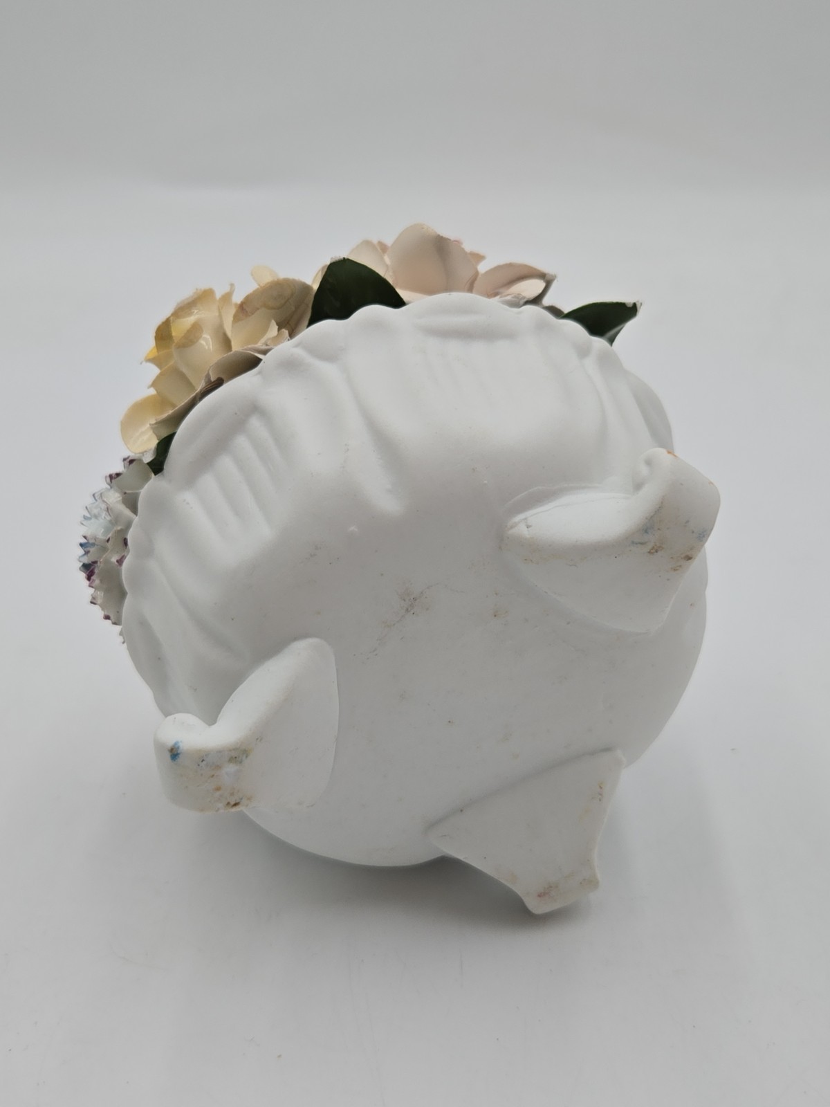Vintage Porcelain Flower Basket Figurine Floral Ceramic Decor 4.5″