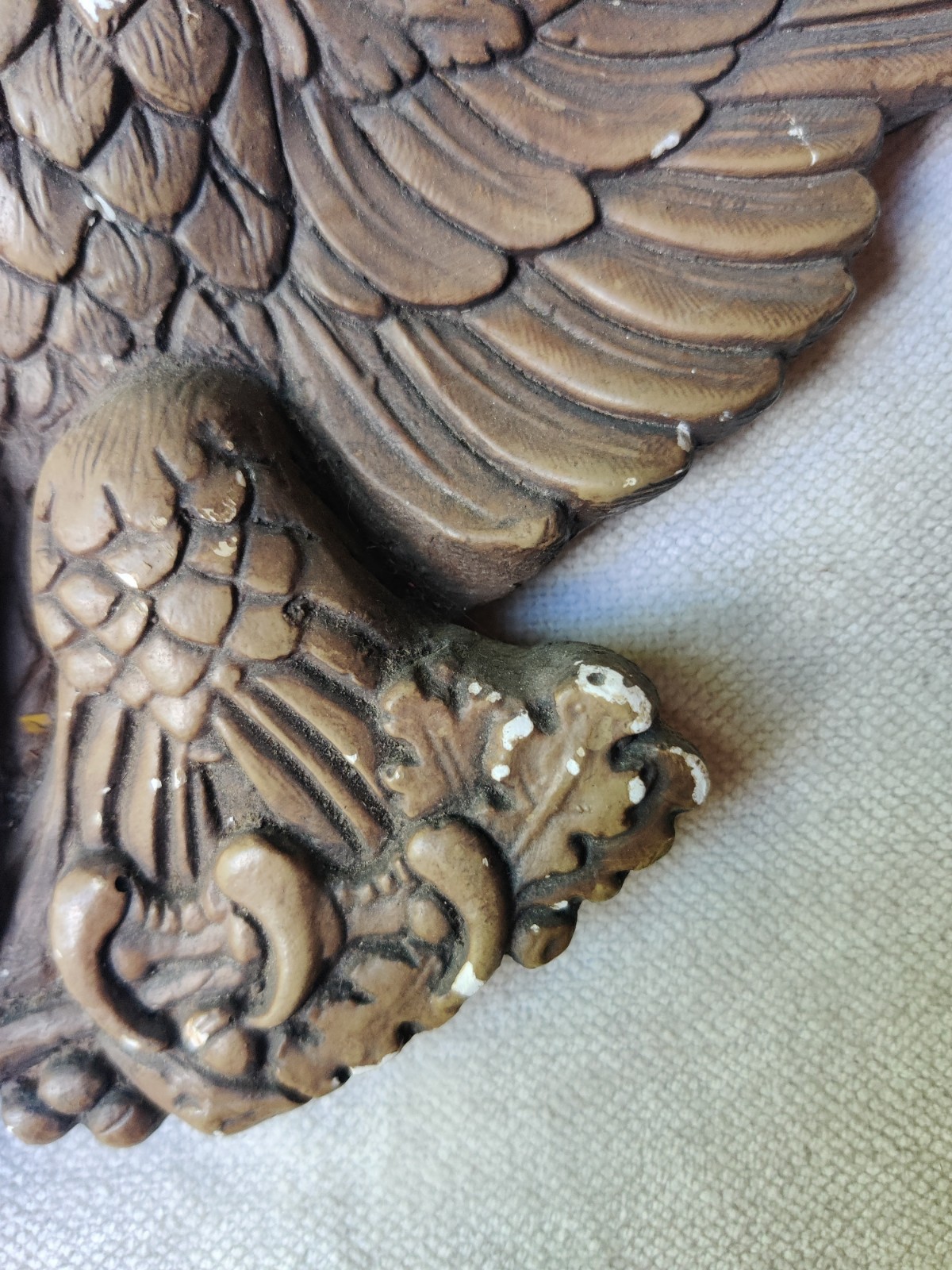 VTG Chalkware Eagle 12.5″ Patriotic USA Military Wall Hanging E Pluribus Unum