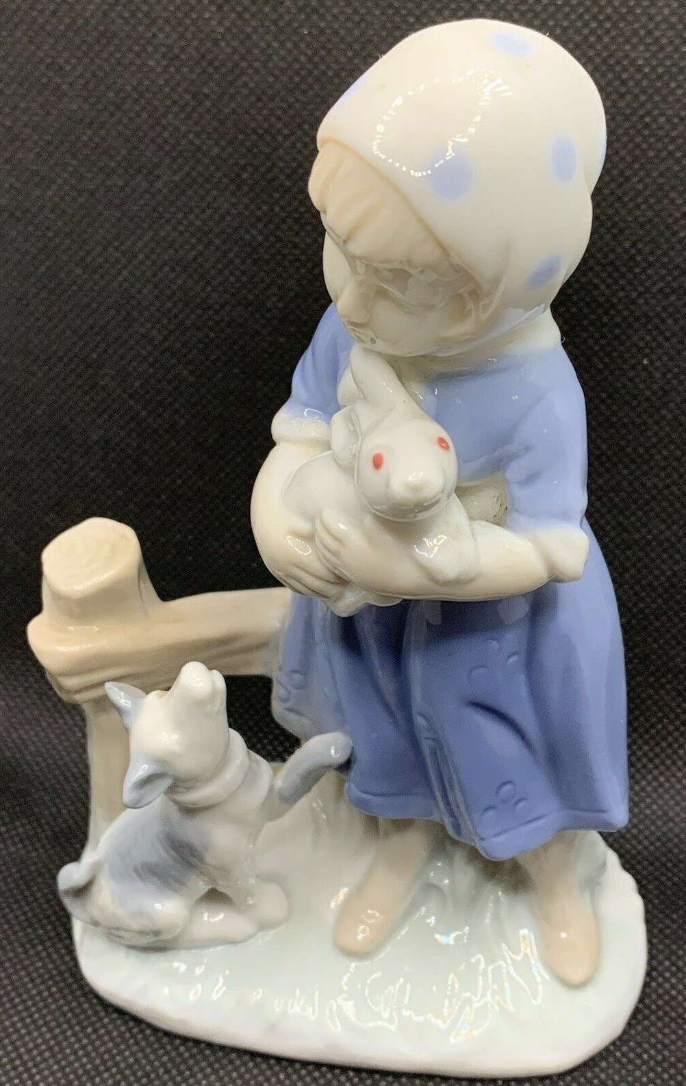Vintage LeGo Girl with Rabbit and Dog Fine Quality Porcelain Figurine Japan #565