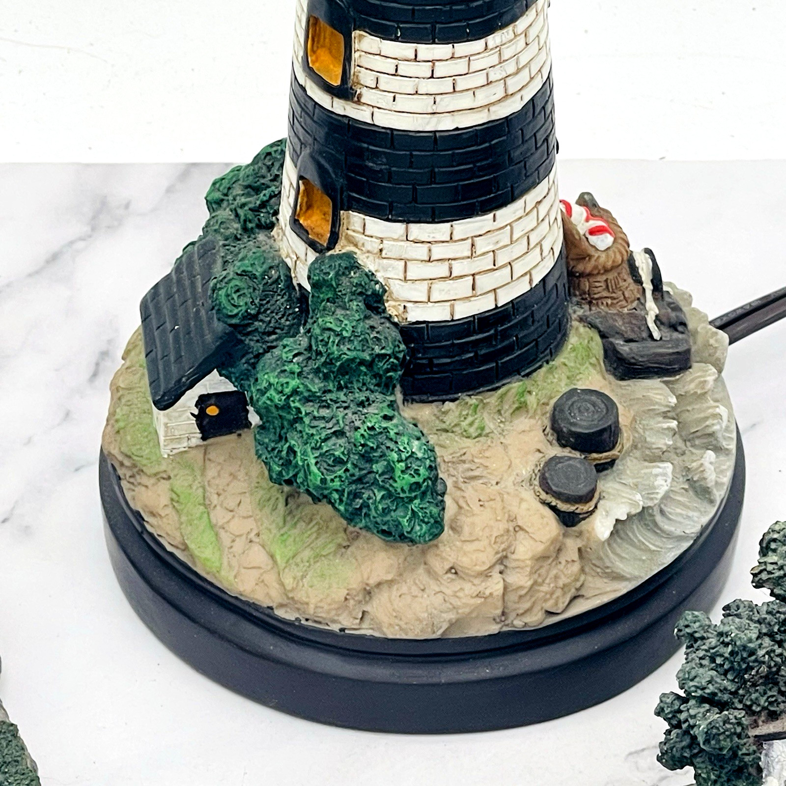 3 Resin Lighthouse Figurines Florida Virginia and Table Lamp Lot of 4