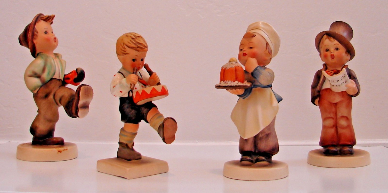 SET OF 4 HUMMEL GOEBEL Boy Figurines #131, 190, 240, 128 Baker, Little Drummer++