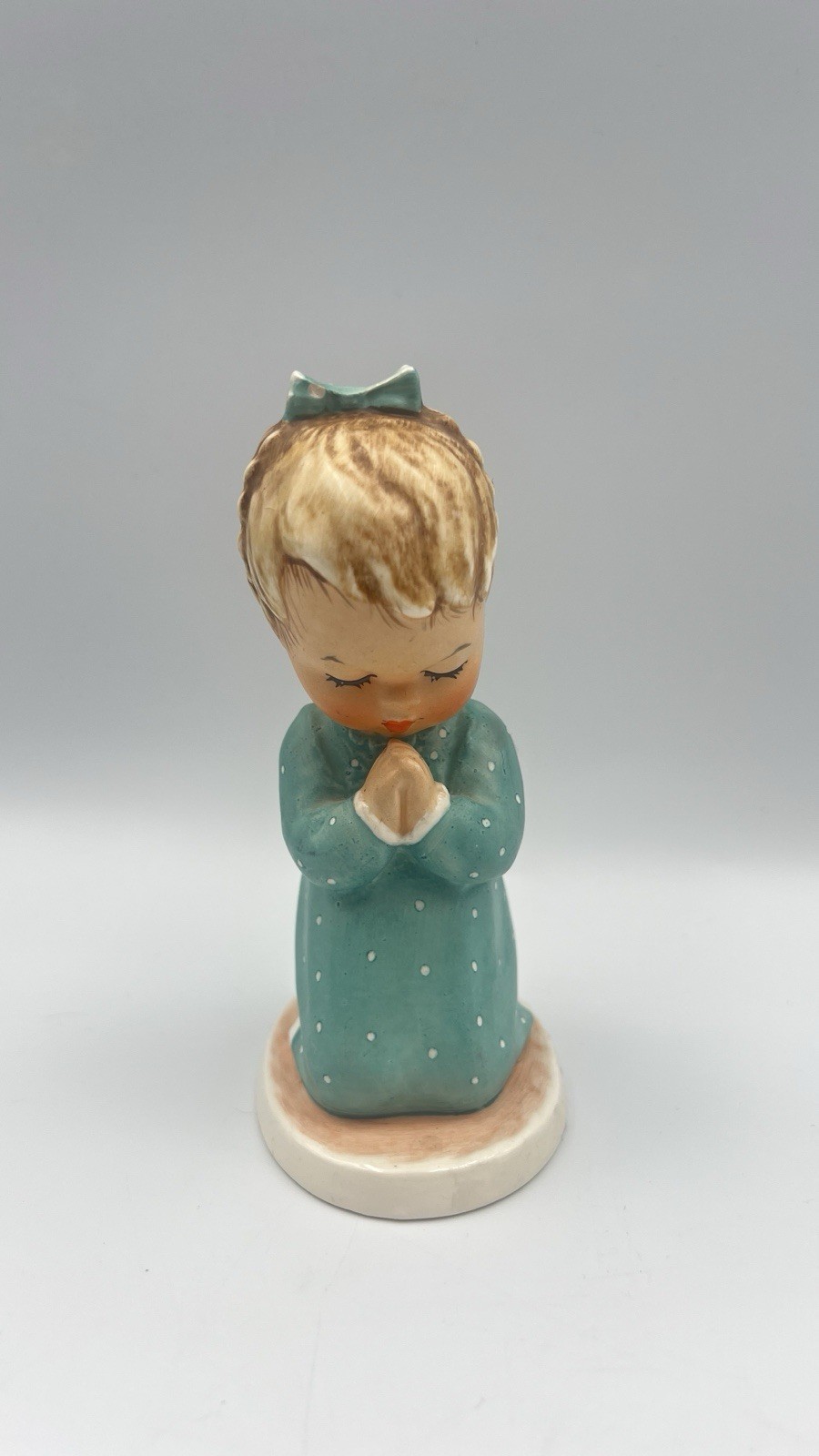 Vintage Goebel Hummel Figurine “A Child’s Prayer” W. Germany 5.5″
