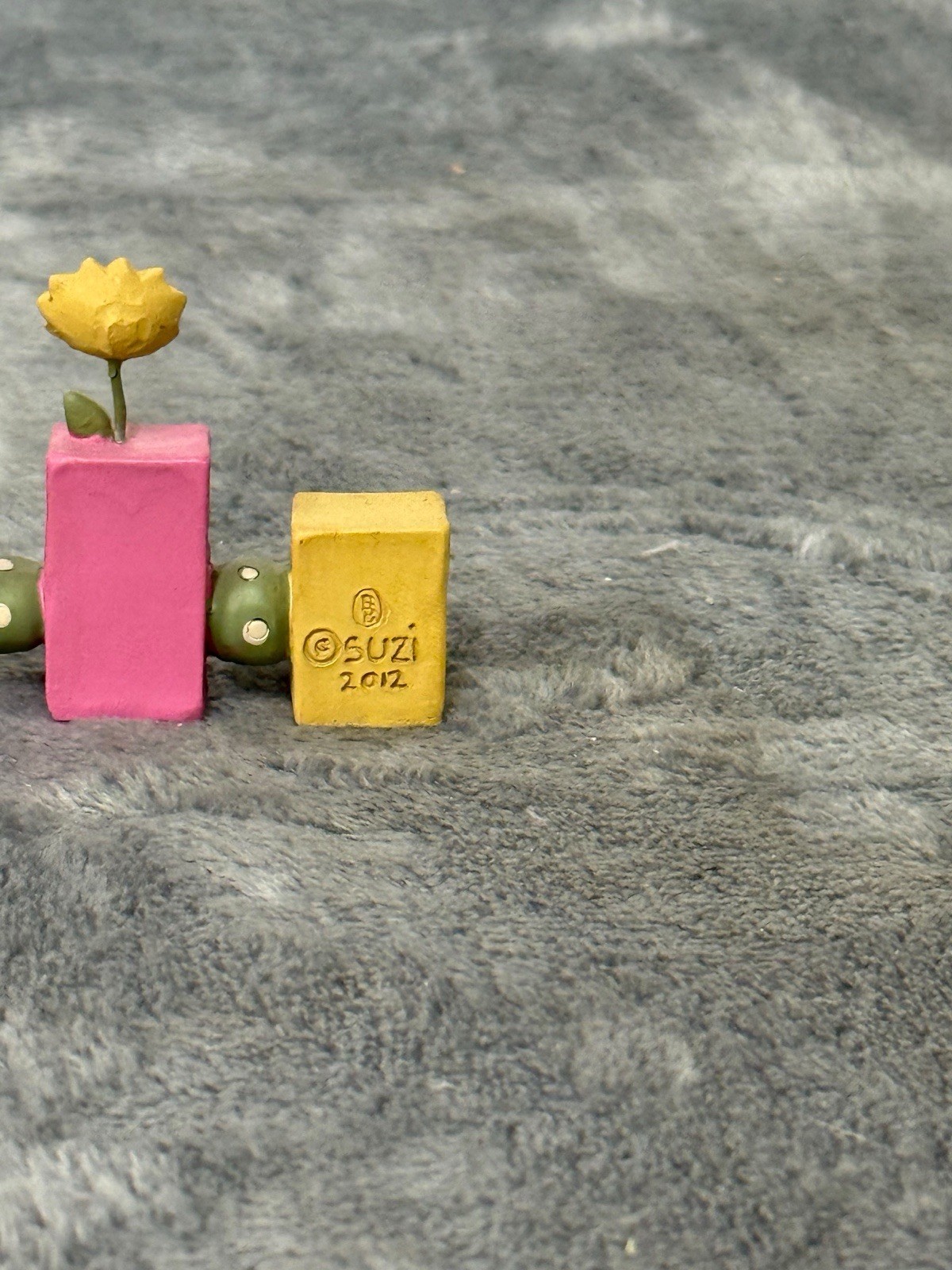 Alleluia Ceramic Figurines On Ceramic Blocks