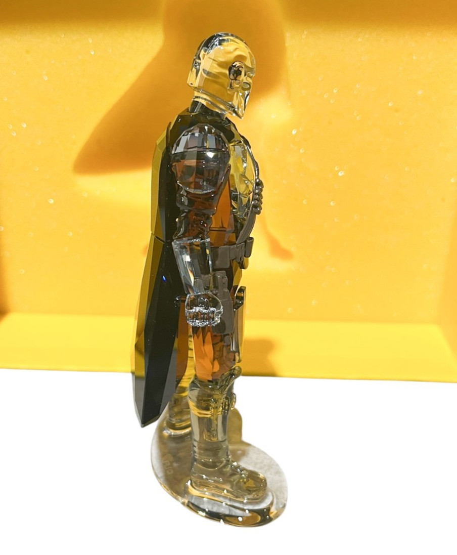 NIB Swarovski Disney Star Wars Warrior The Mandalorian Crystal Figurine #5654676