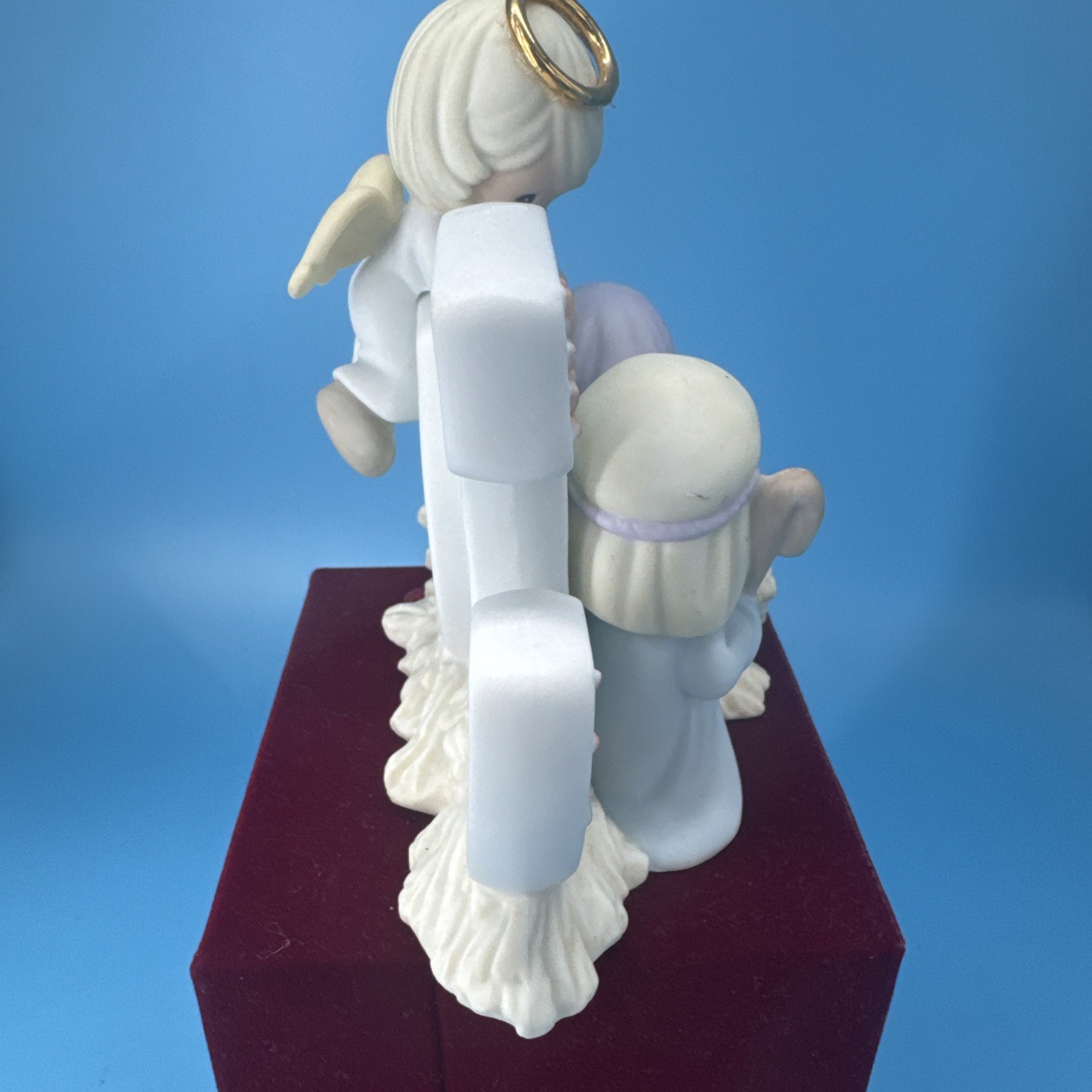 Precious Moments “JOY” 2006 Nativity Scene Baby Angel 610013 Christmas Adorable