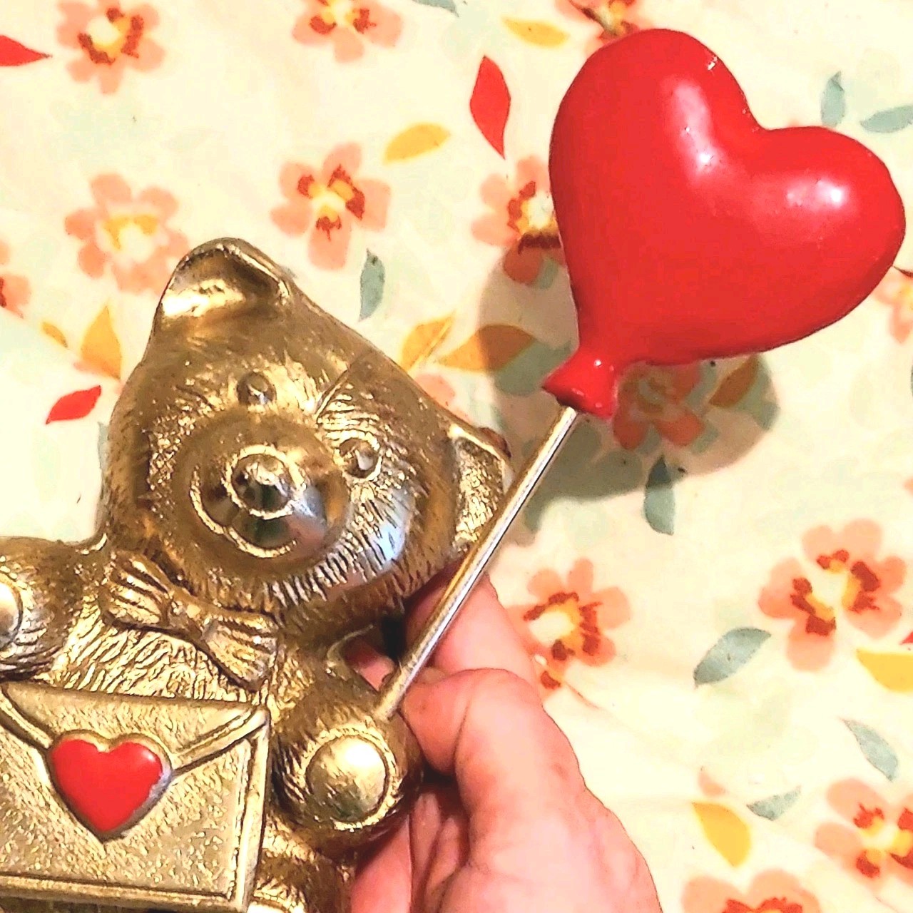 Gold Metal Teddy Bear Holding Red Heart Balloon & Card, Vtg Grad Love Kids