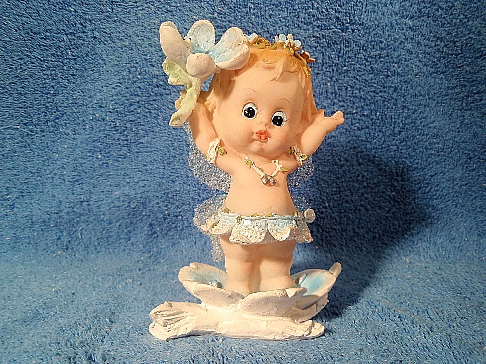 Angel baby girl figurine 5 1/2 inches tall NIB fast free shipping