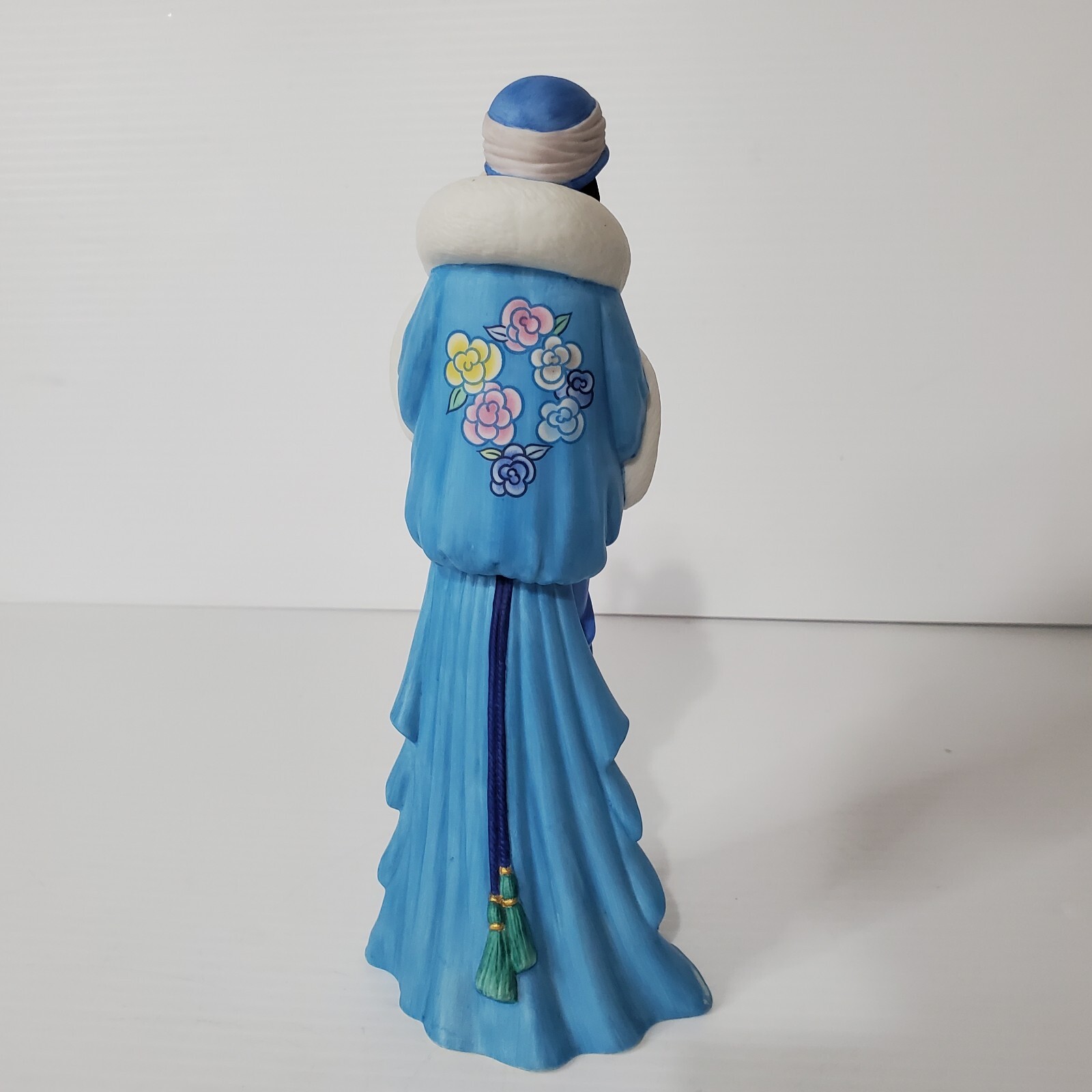 Lenox Porcelain Figurine Lady Rhapsody In Blue American Songbook Collection