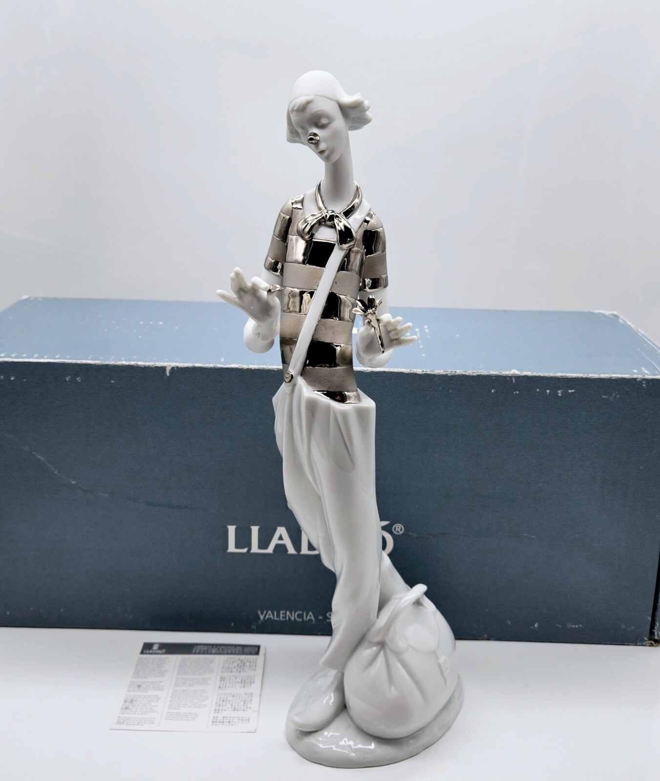 Lladro Clown in Love Porcelain Figurine 7109 White Silver 14″ in Box