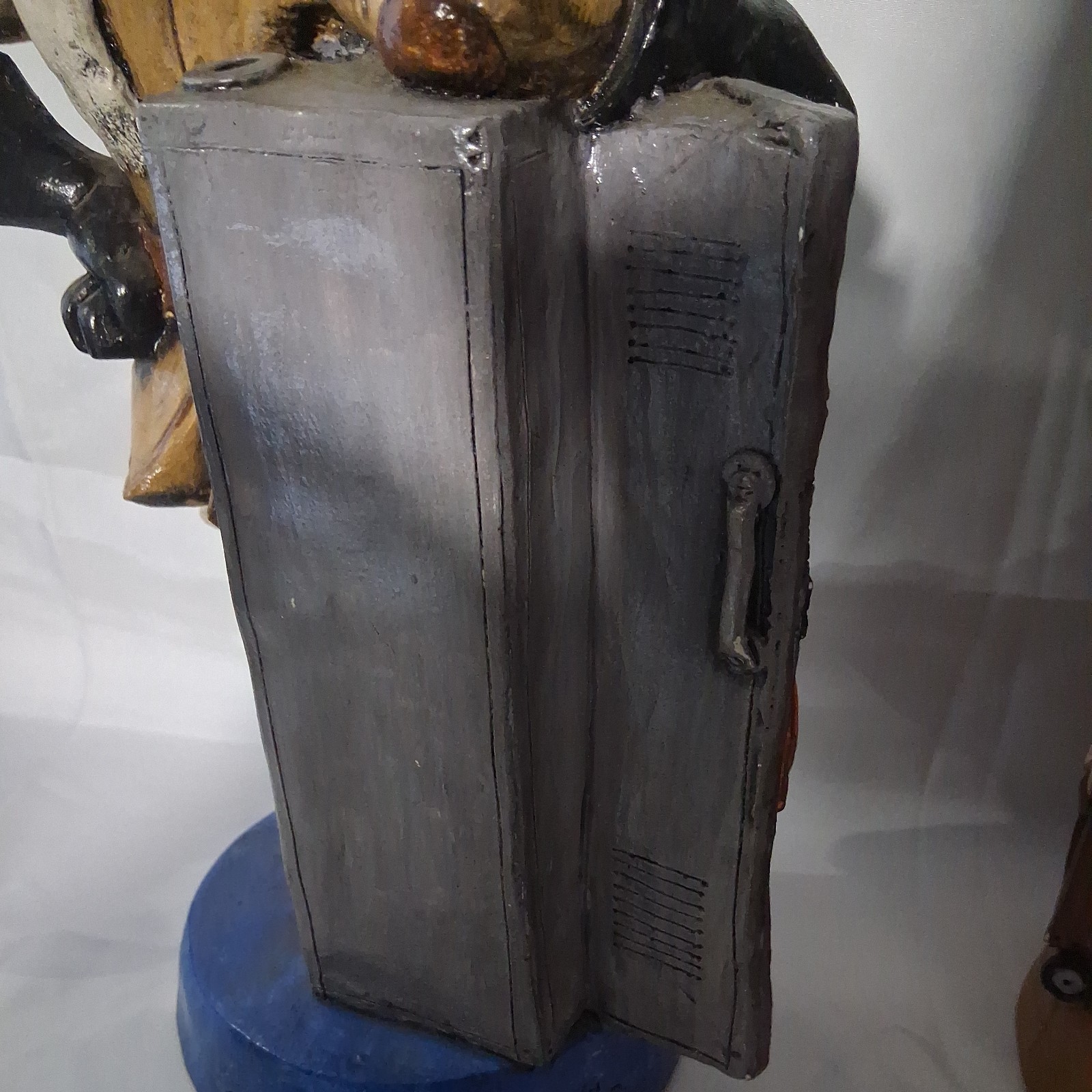 VINTAGE JUTA SANGTHAWEEP “WHY YES I FLY”1974-1976 PLASTER COLLECTION STATUES