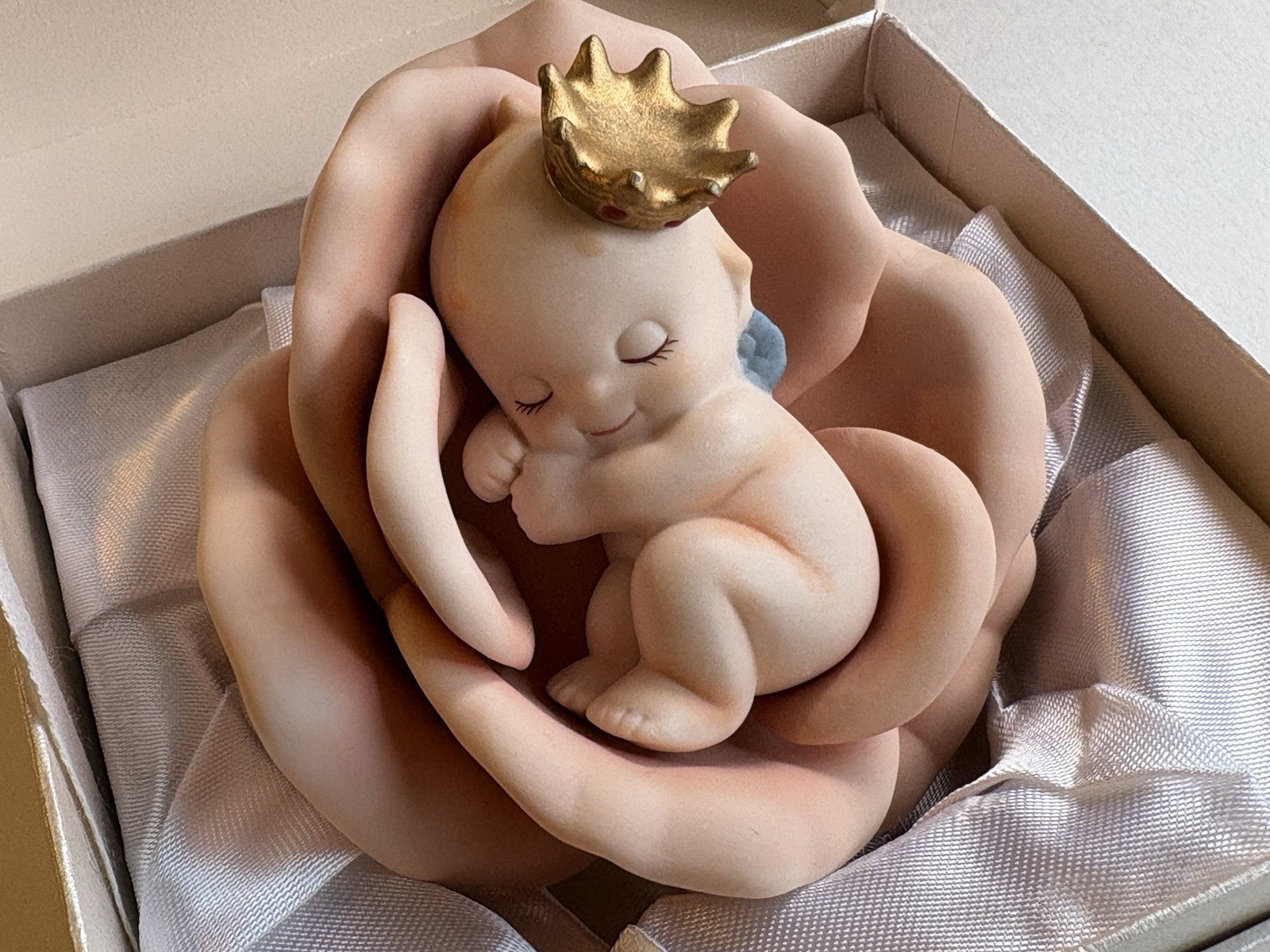 Kato Kogei Kewpie Doll in Rose Limited of Celebrating the Japanese Royal Baby