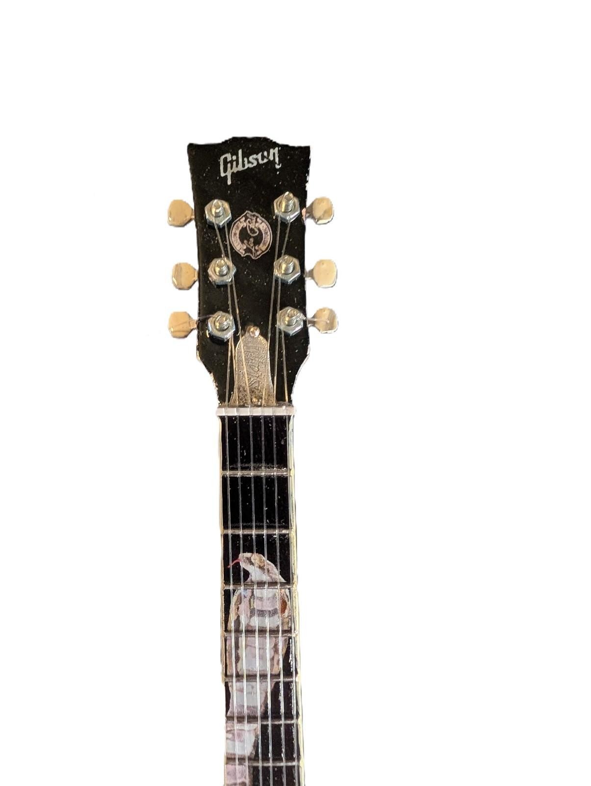 SLASH – Gibson Les Paul Snakepit Cherry 1:4 Scale Replica Guitar ~Axe Heaven~