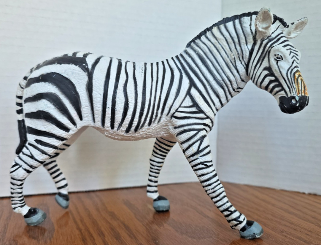 Heavy Vintage 1993 Safari LTD Zebra Molded Plastic Large 9” X 6”