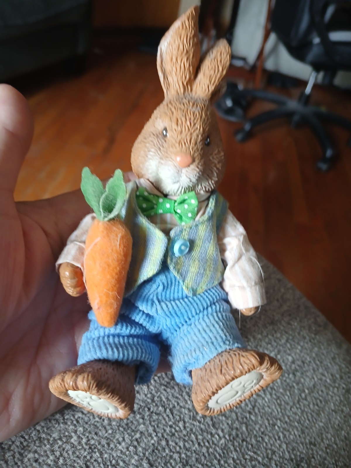 Rabbit Figurine with Carrot, Resin/Fabric, Moving parts, Easter