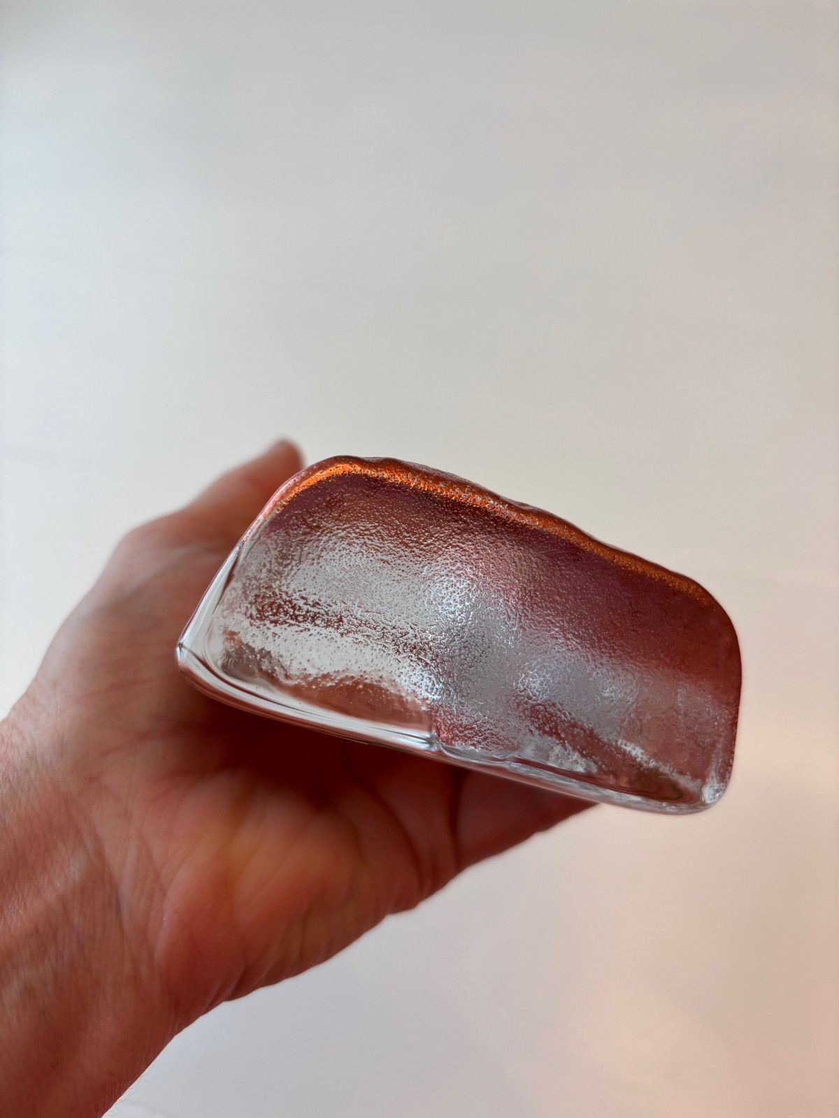 Sea Glas Bruk, Block, Lizard, red glass. 16×9 cm. Sweden. Item # 020008051-Red
