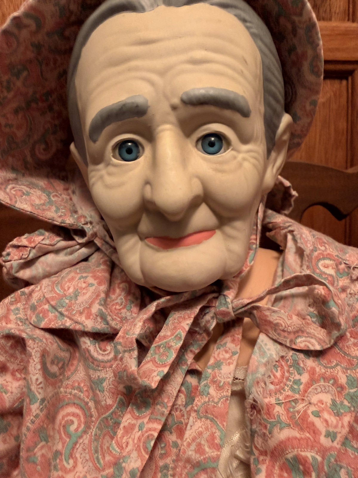 Vintage Grandma & Grandpa Porcelain Porch Sitters Wallace Style Pair Adorable!