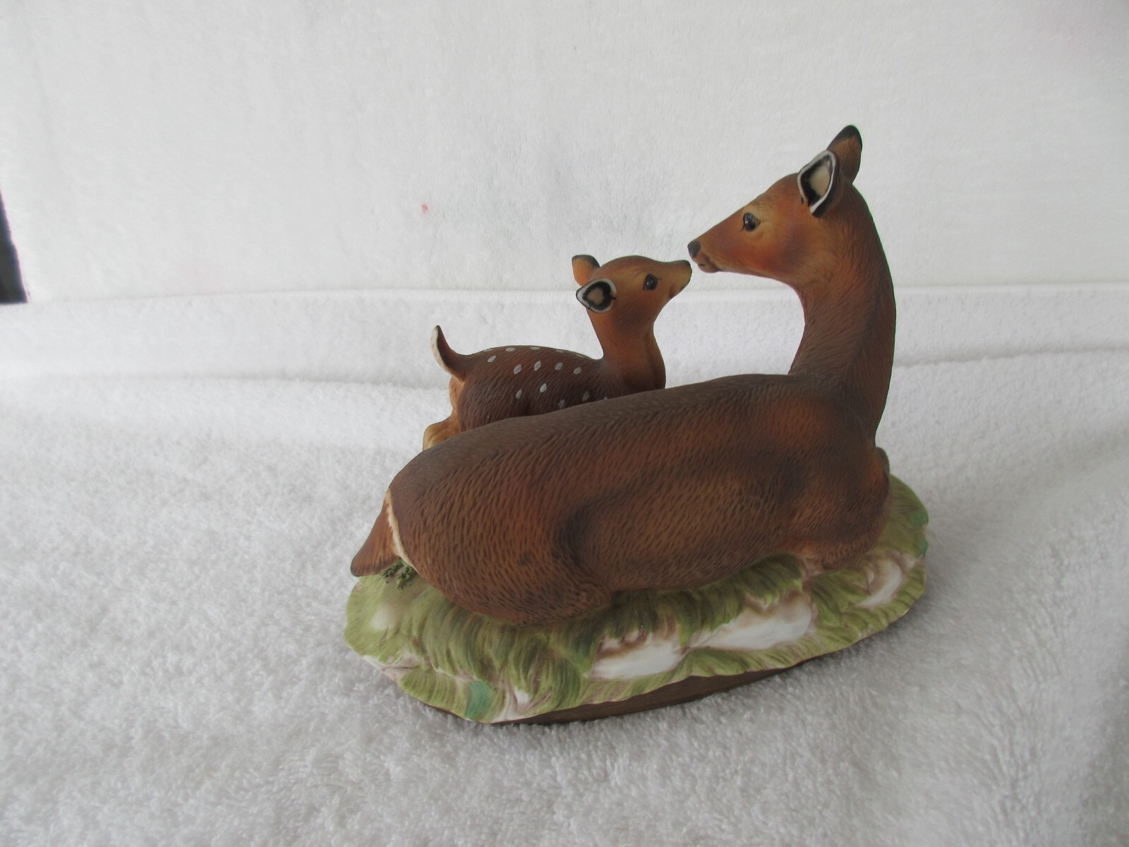 Vintage Homco Mother Doe Deer and Baby Fawn [ Materpiece Porcelain ] Figurine!!