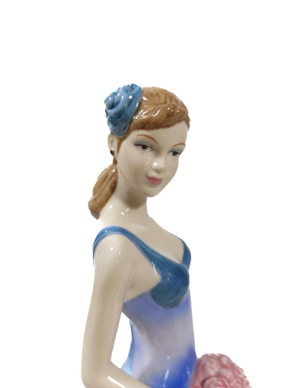 Royal Doulton Figurine Fine Bone China Pretty Ladies “To Someone Special” HN5141