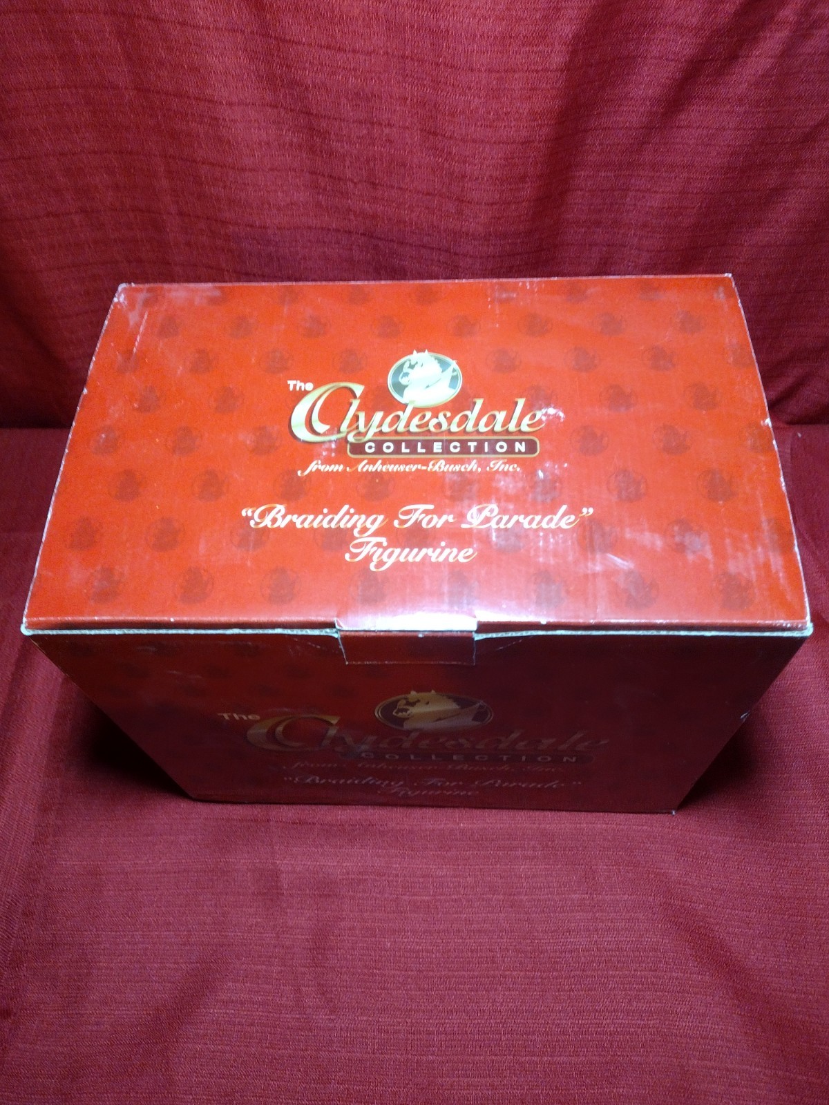 The Clydesdale Collection Anheuser-Busch, Inc. “Braiding For Parade” Figurine