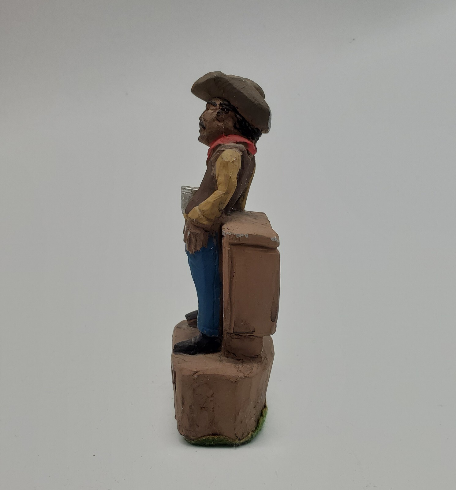 4″H Vintage J Vincent Cowboy Saloon Break Wild West Studios ChalkWare Figurine