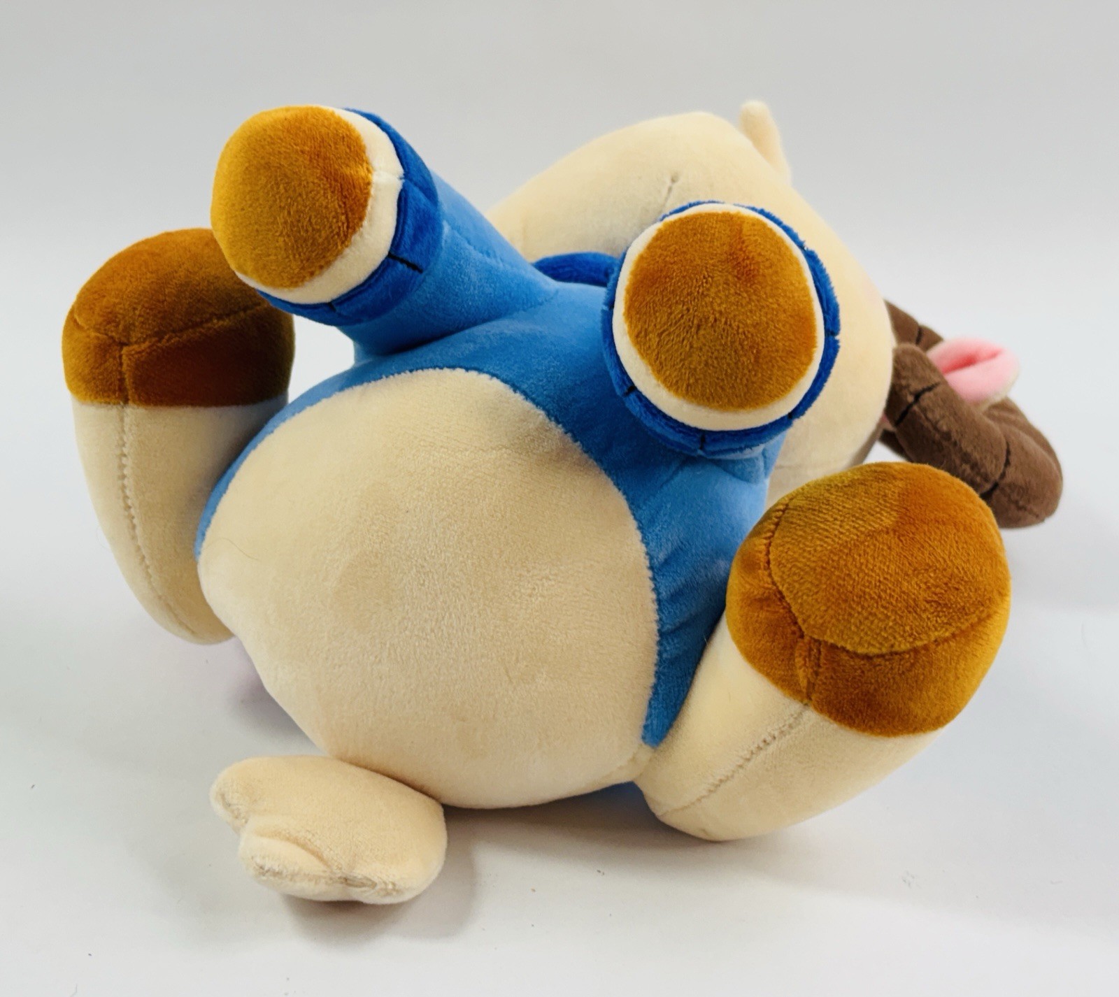 Youtooz Rammie Sitting Plush 9″ Blue Sweater Jschlatt Collectible with Tags