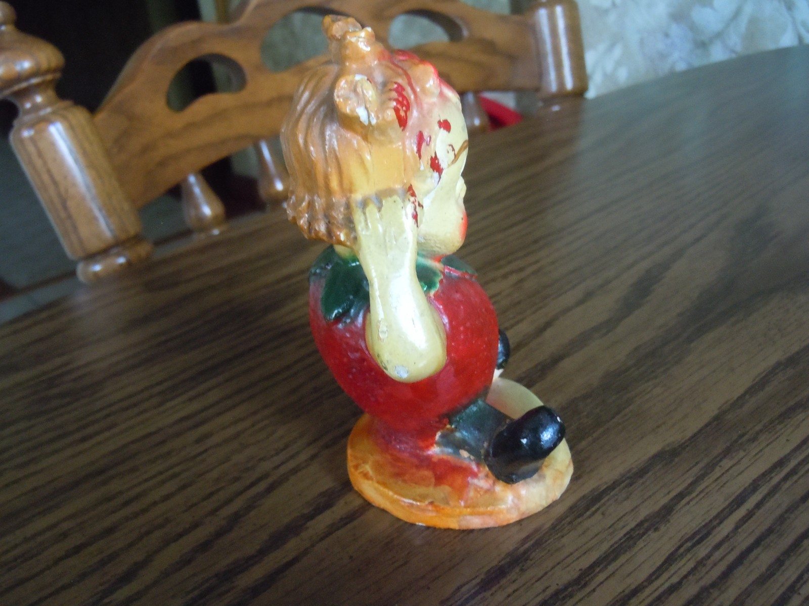 Vintage 1942 PEEDEE Carlton Ware Fruit Kids STELLA STRAWBERRY Chalkware 4 1/2″ T