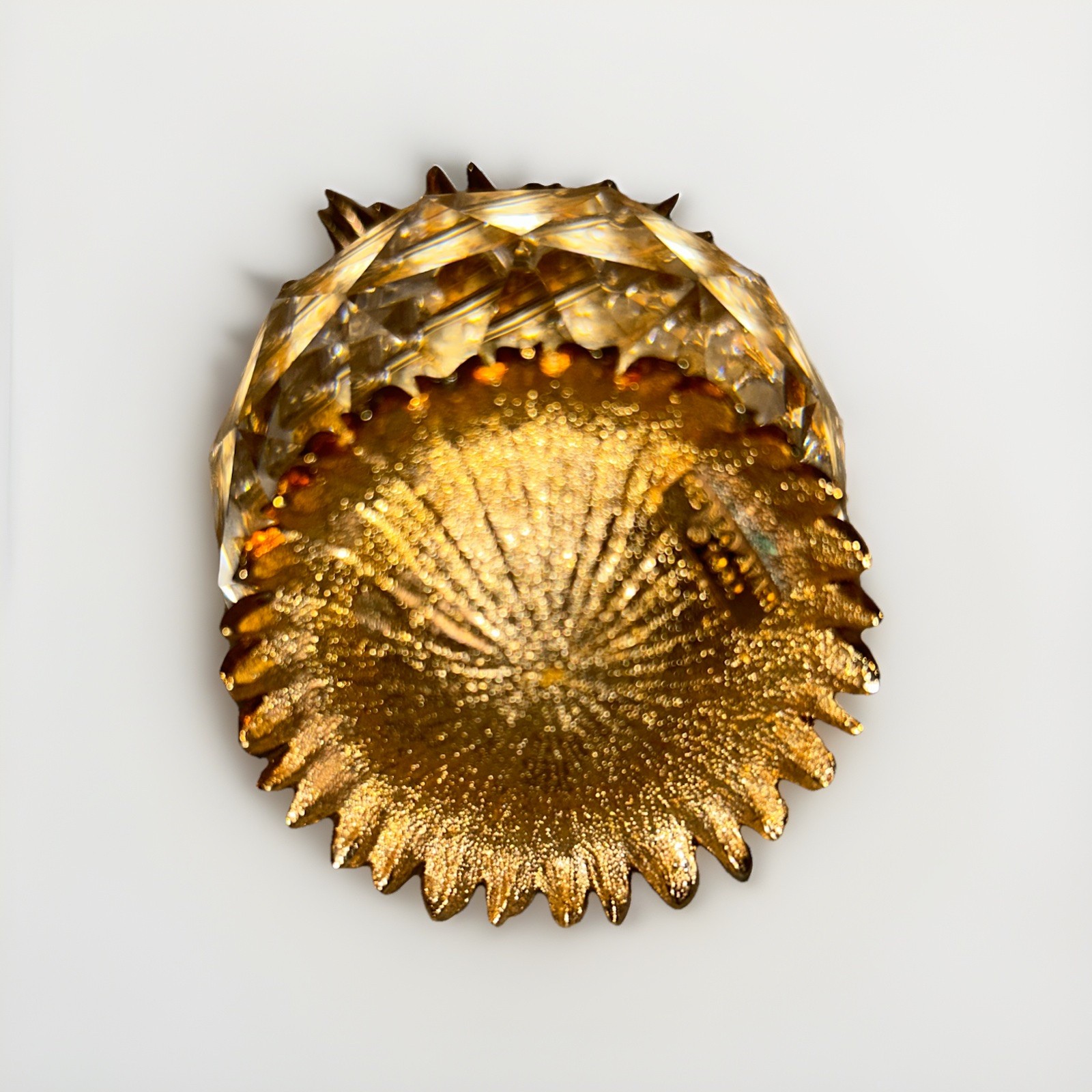 Kenzo Atari Crystal Pineapple Fruit w/Gold Toned Leaves and Base 4” Tall 1992
