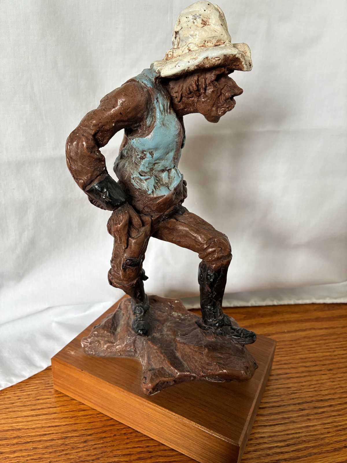 Vintage Austin Productions Durastone Cowboy Sheriff Ceramic Sculpture – 1973
