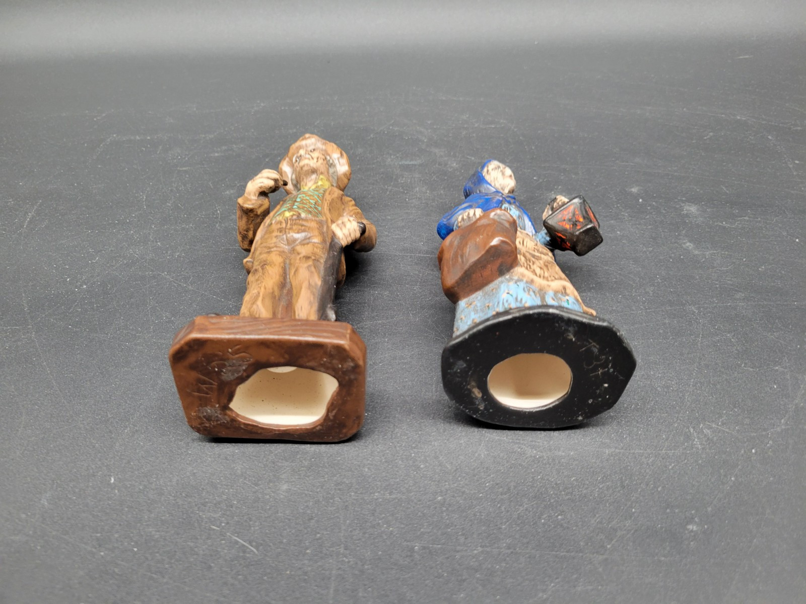 Vintage Ceramic Peasant Couple Marked W 25 and T 31 8″ X 2.75″ & 7.25″ X 3″