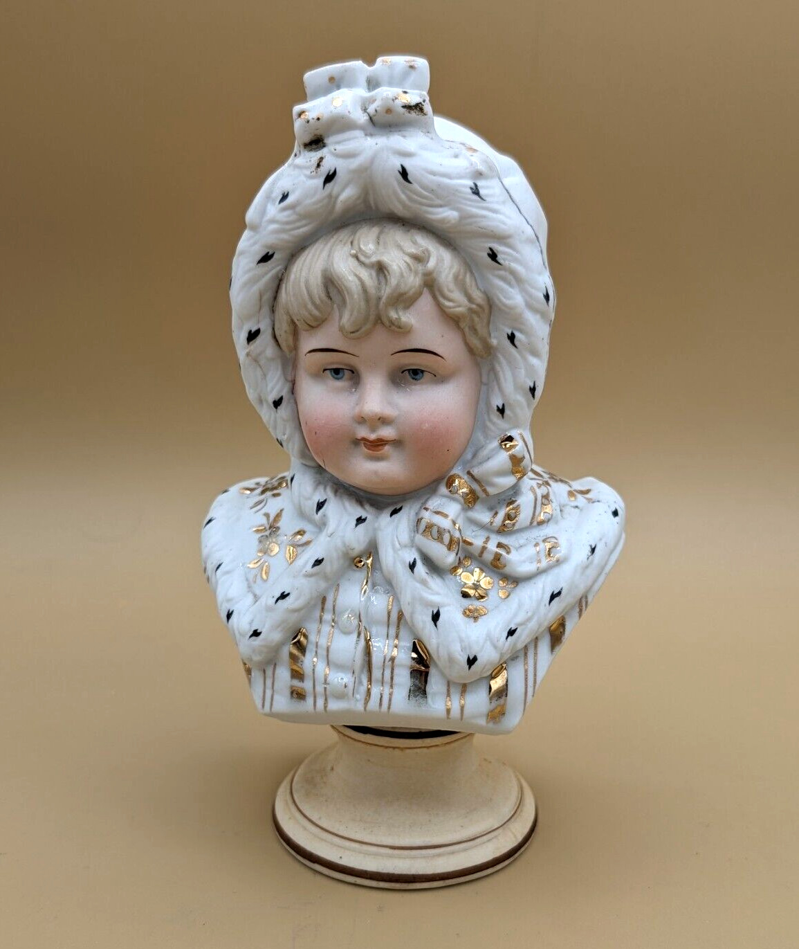 Antique Bisque Porcelain Bust Snow Bonnet Marked 12 Unsigned Gilt