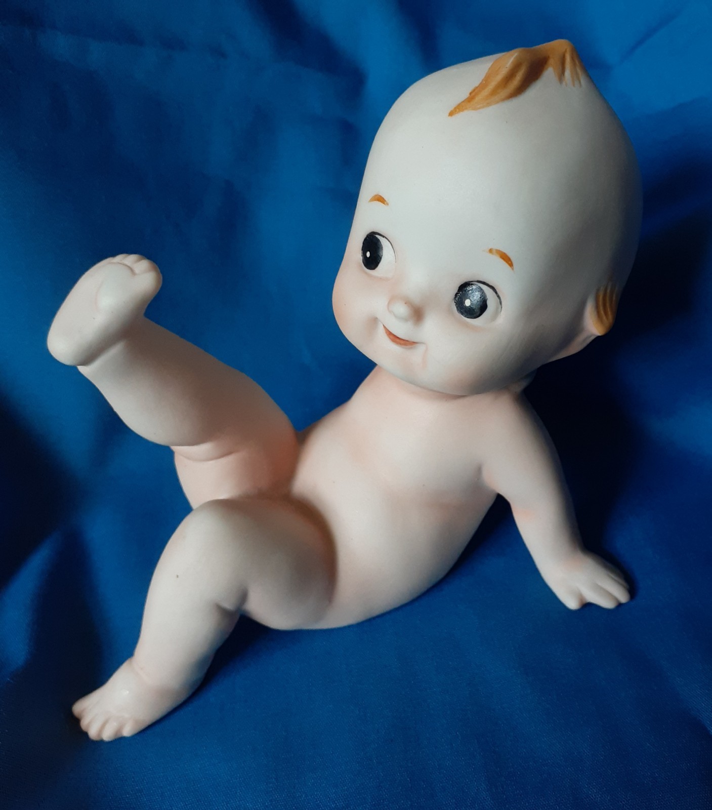 VTG BRINN’S KEWPIE BISQUE 3.5 IN TALL FIGURINE T-2011