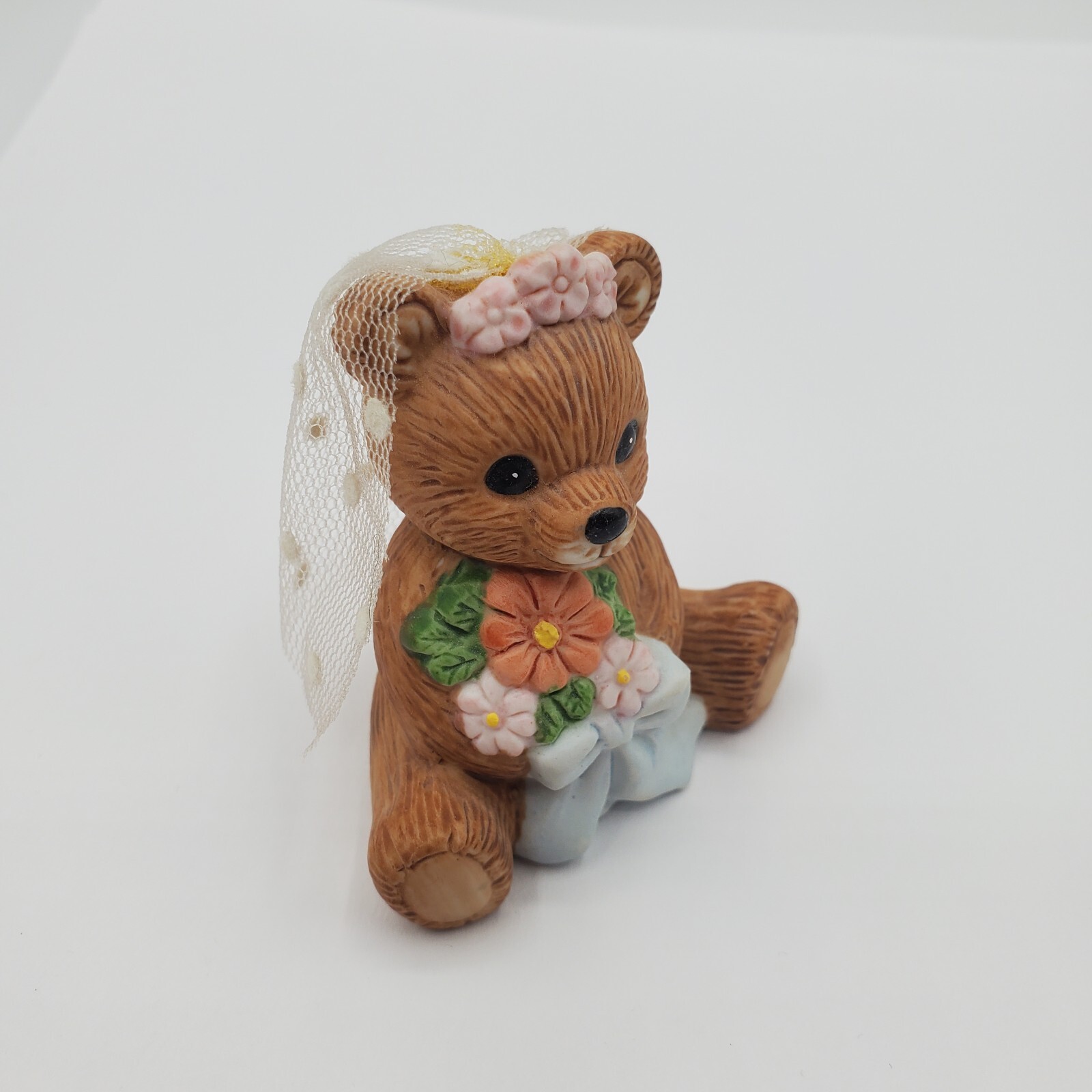 Homco Teddy Bear Month Figurine 1413 June Bride Wedding Veil Marriage cake top