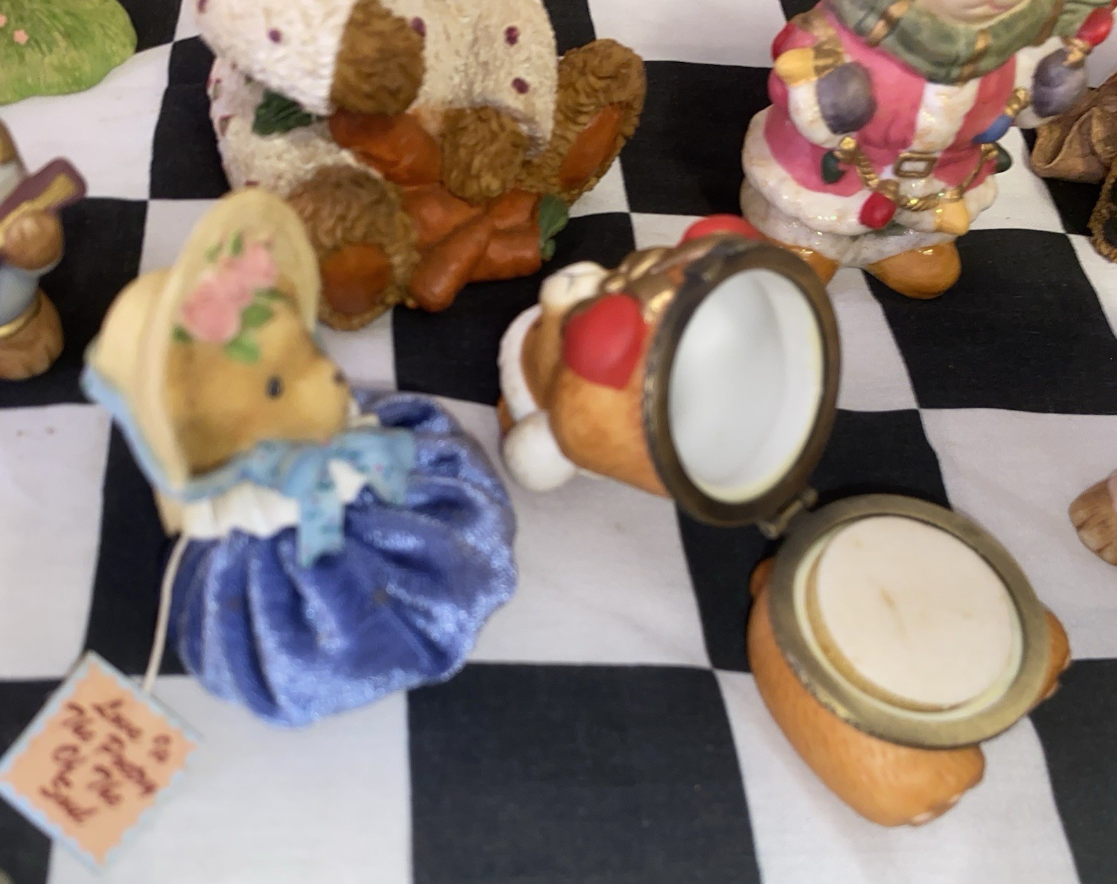HUGE LOT (96) COLLECTIBLE BEARS ~Cota Girl (Japan)*Homco*Russ*JMC*FLIP*ANN*BOYDS