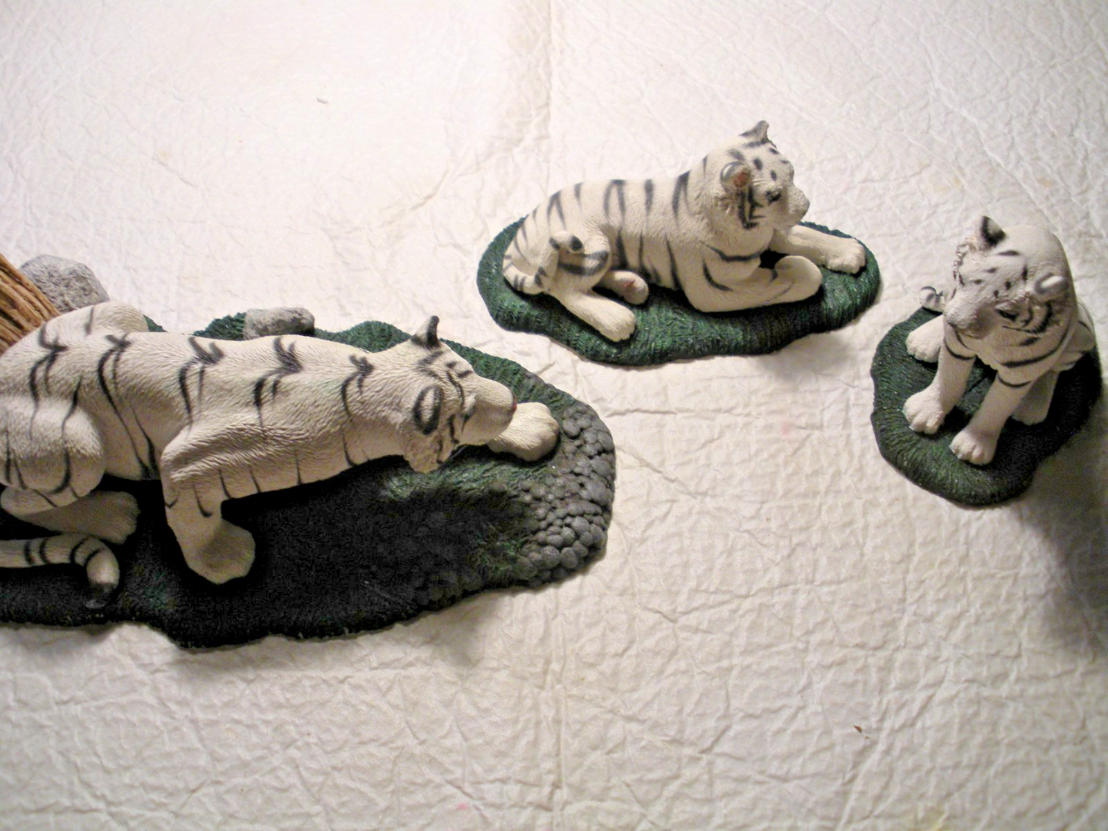 Lot of 3 Living Stone White Tigers Sculptures Figurines USA