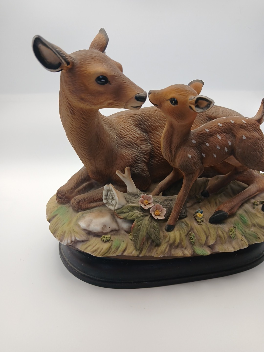 1979 Vintage Homco Masterpiece “Sweet Deer, Fawn with Mother” Figurine W/ Stand