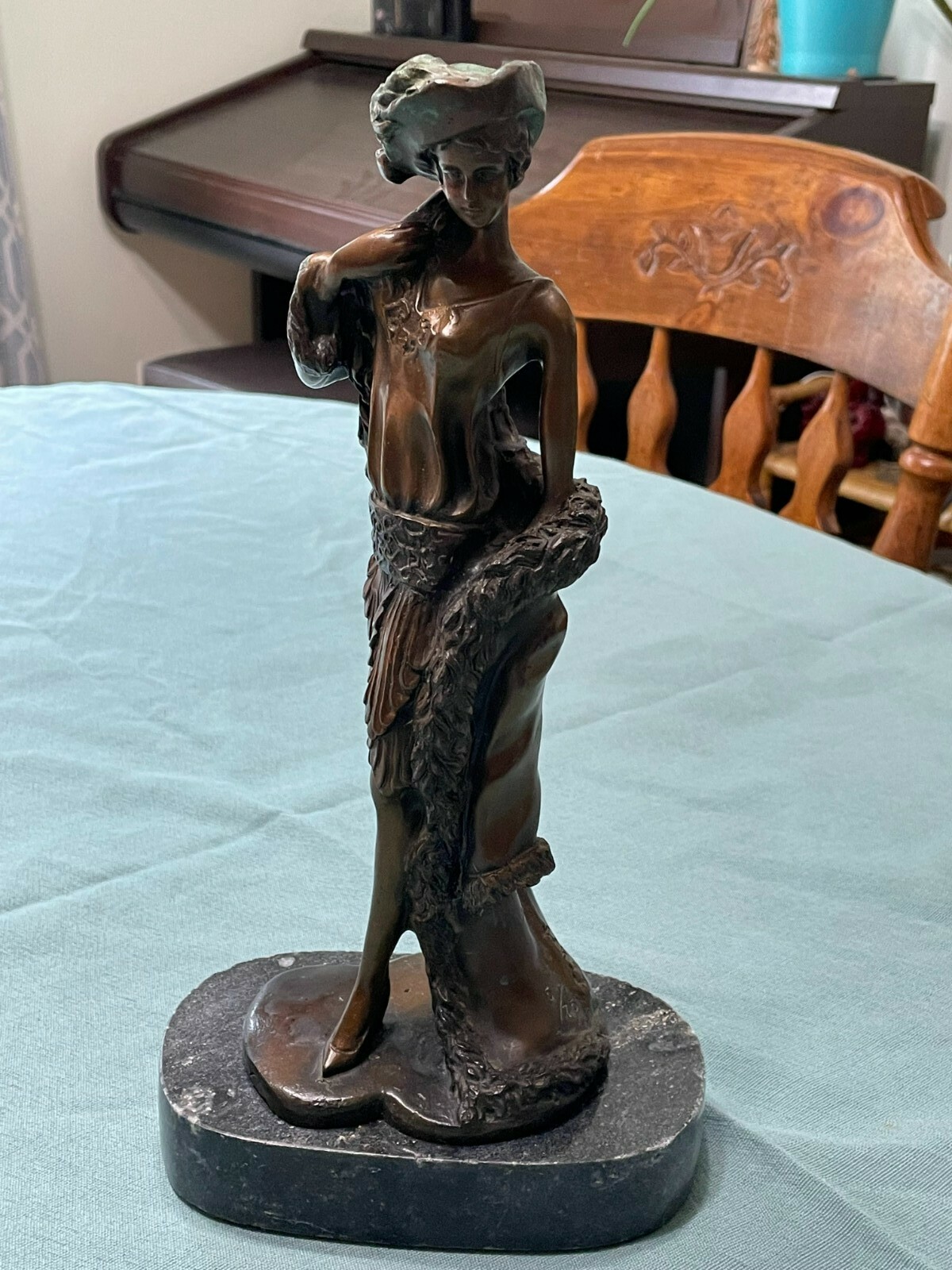 Louis Icart Bronze Figure Woman 5/75 black marble base 