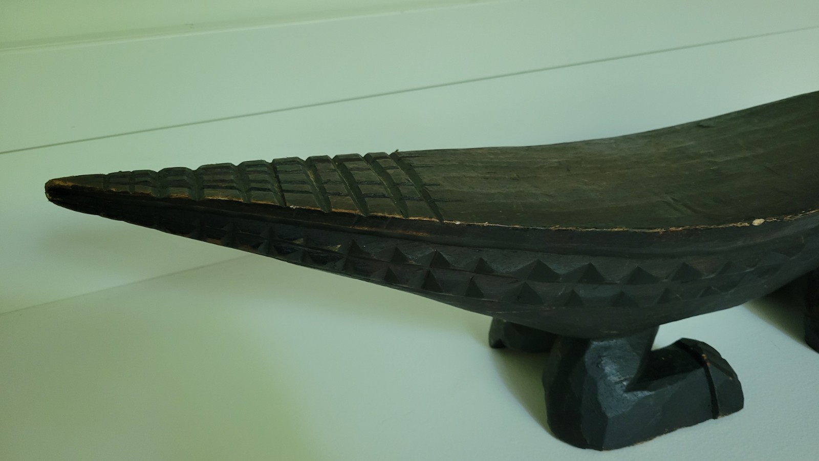 Antique Folk Art Ethnic Hand Carved Large Wood Alligator 31″ Long
