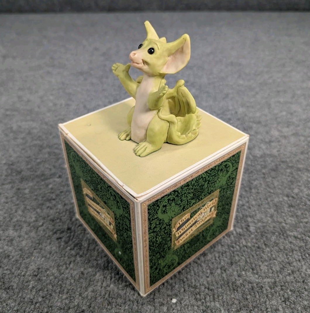 Pocket Dragons Dragon Mint in Box A Big Hug * 1993 *